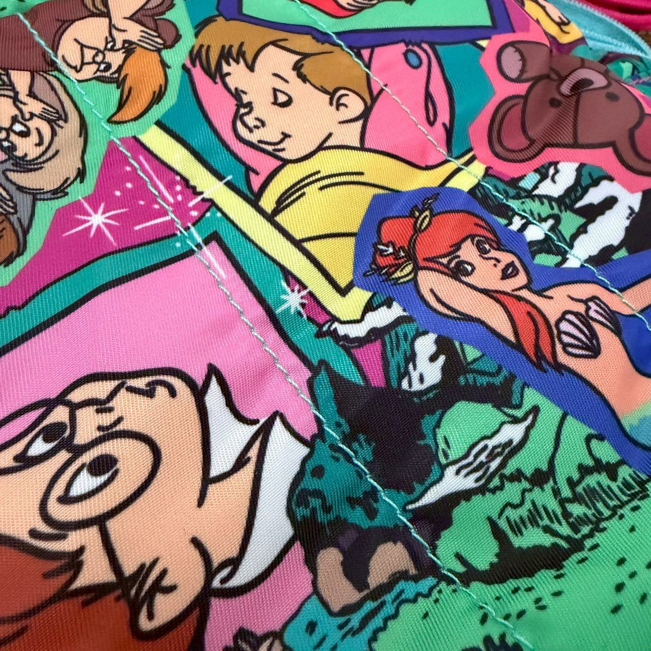 ※上限あり予約※3種類 NOSTALGICA DISNEY 総柄シリーズ キルティングポーチ 5月中の出荷予定