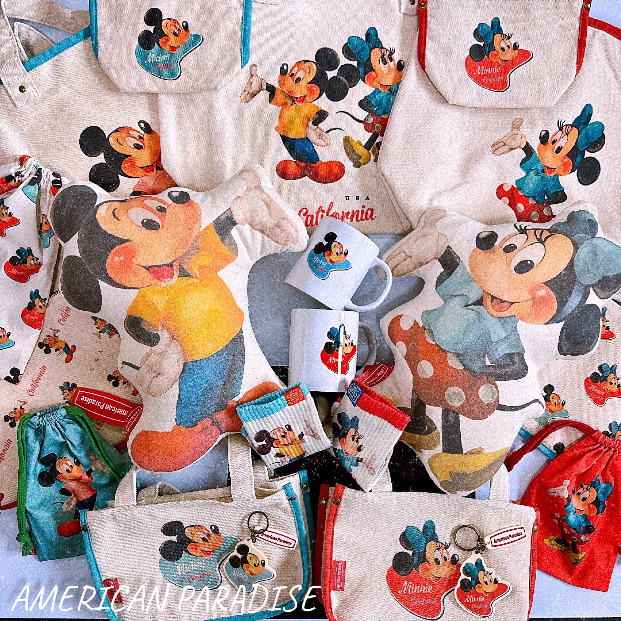 再販即納 NEWライン American Paradiseディズニーシリーズ ダイカットクッション 4〜5営業日で出荷予定