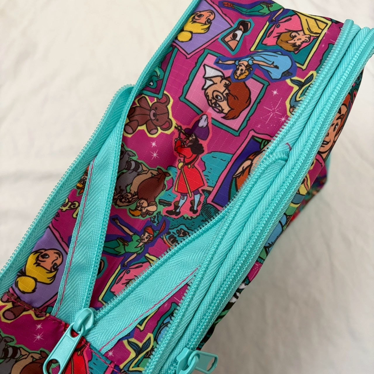 ※上限あり予約※3種類 NOSTALGICA DISNEY 総柄シリーズ圧縮トラベルポーチ 5月中の出荷予定