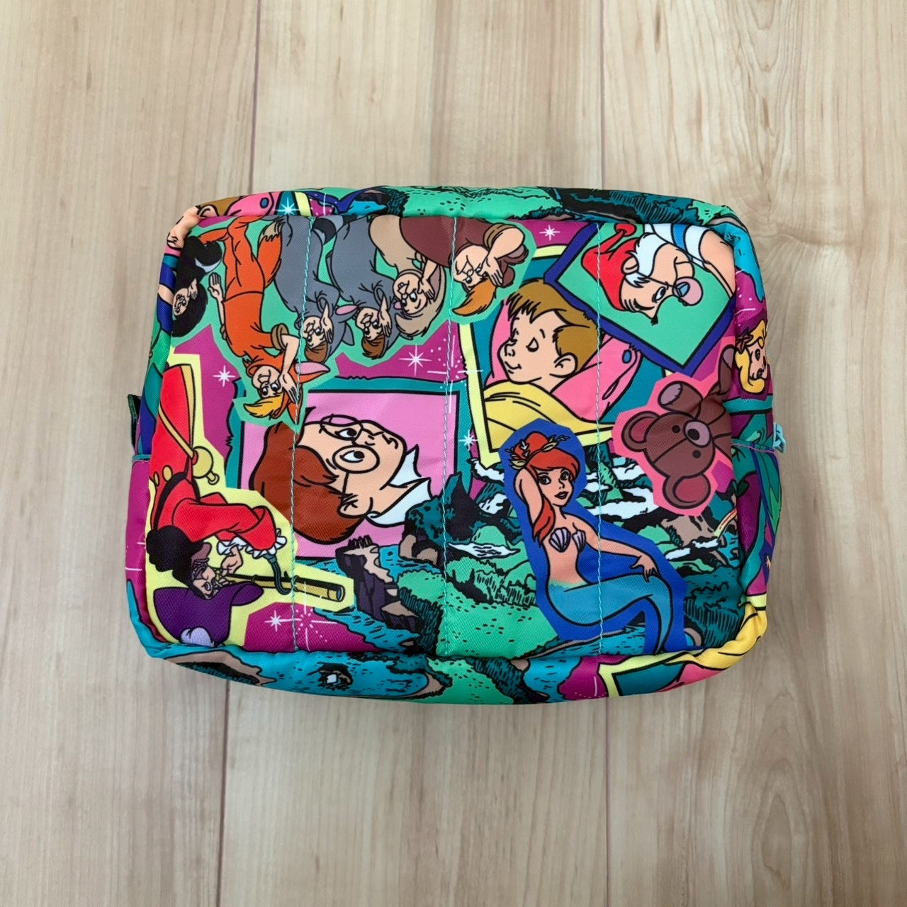 ※上限あり予約※3種類 NOSTALGICA DISNEY 総柄シリーズ キルティングポーチ 5月中の出荷予定