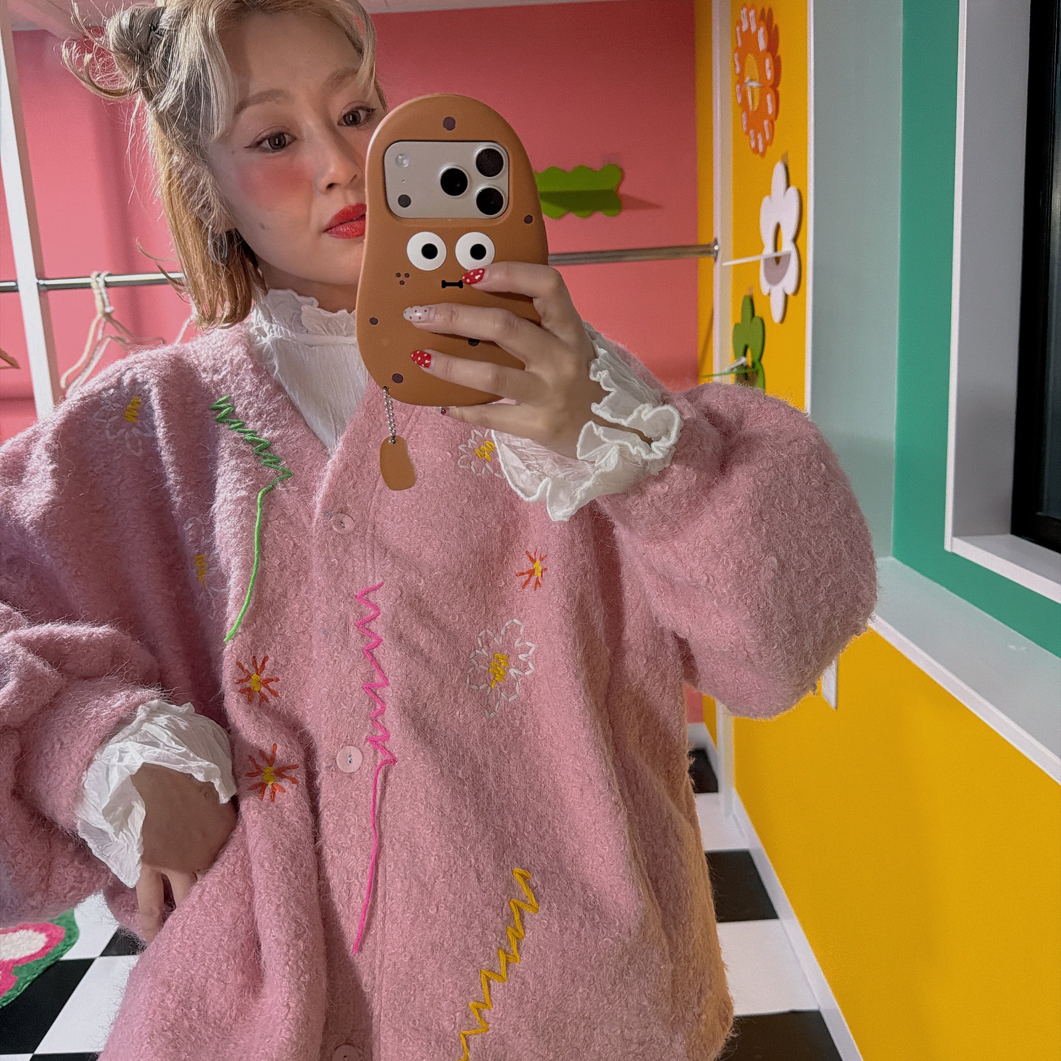 ※上限あり予約※4色 フラワー刺繍カーディガン 2月下旬ごろの出荷予定