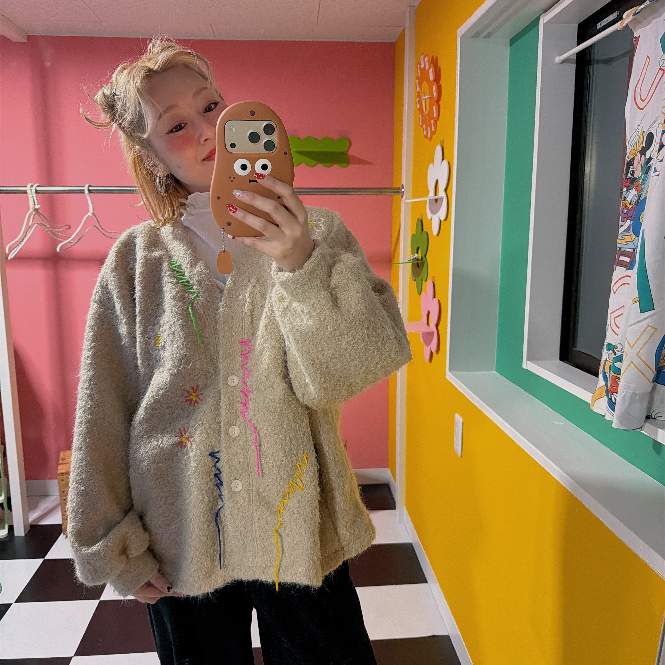 ※上限あり予約※4色 フラワー刺繍カーディガン 2月下旬ごろの出荷予定