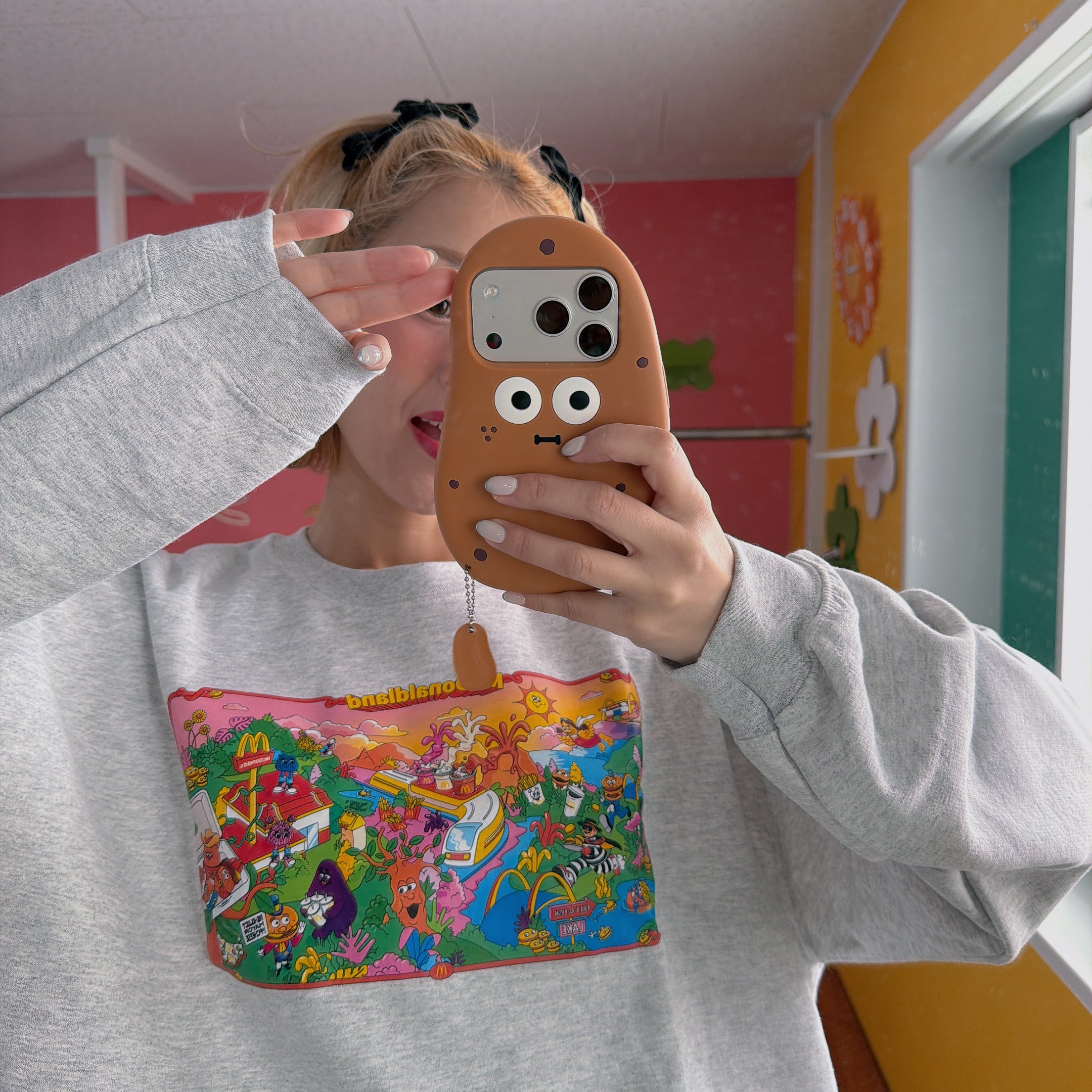 即納 2色 マクドナルドUSセレクト プリントスウェット 4〜5営業日で出荷予定