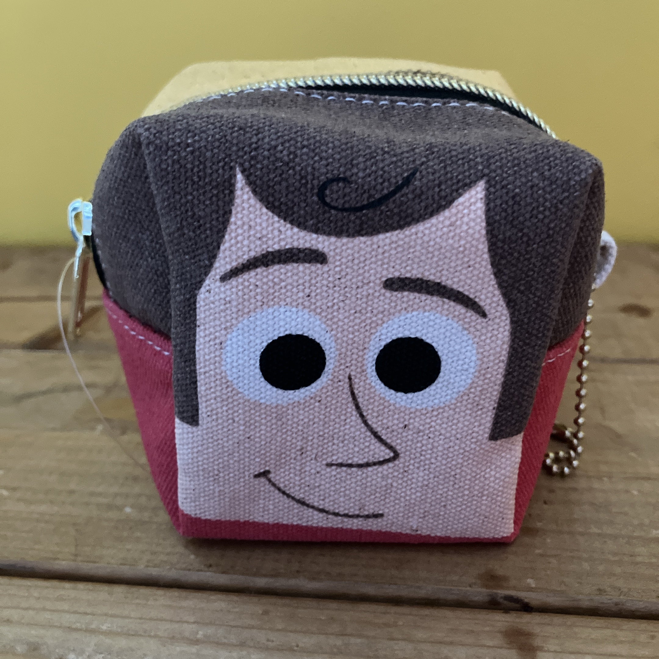 ※Reservation※ Two types: Woody & Buzz cube pouches. Delivery by August.