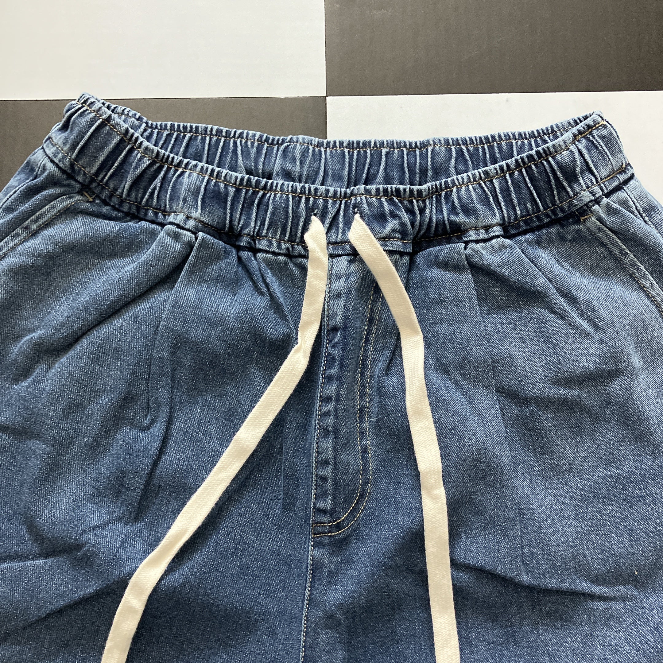 *Limited quantity reservation* Cocoon Wide Denim Pants - Scheduled to ship by the end of August.