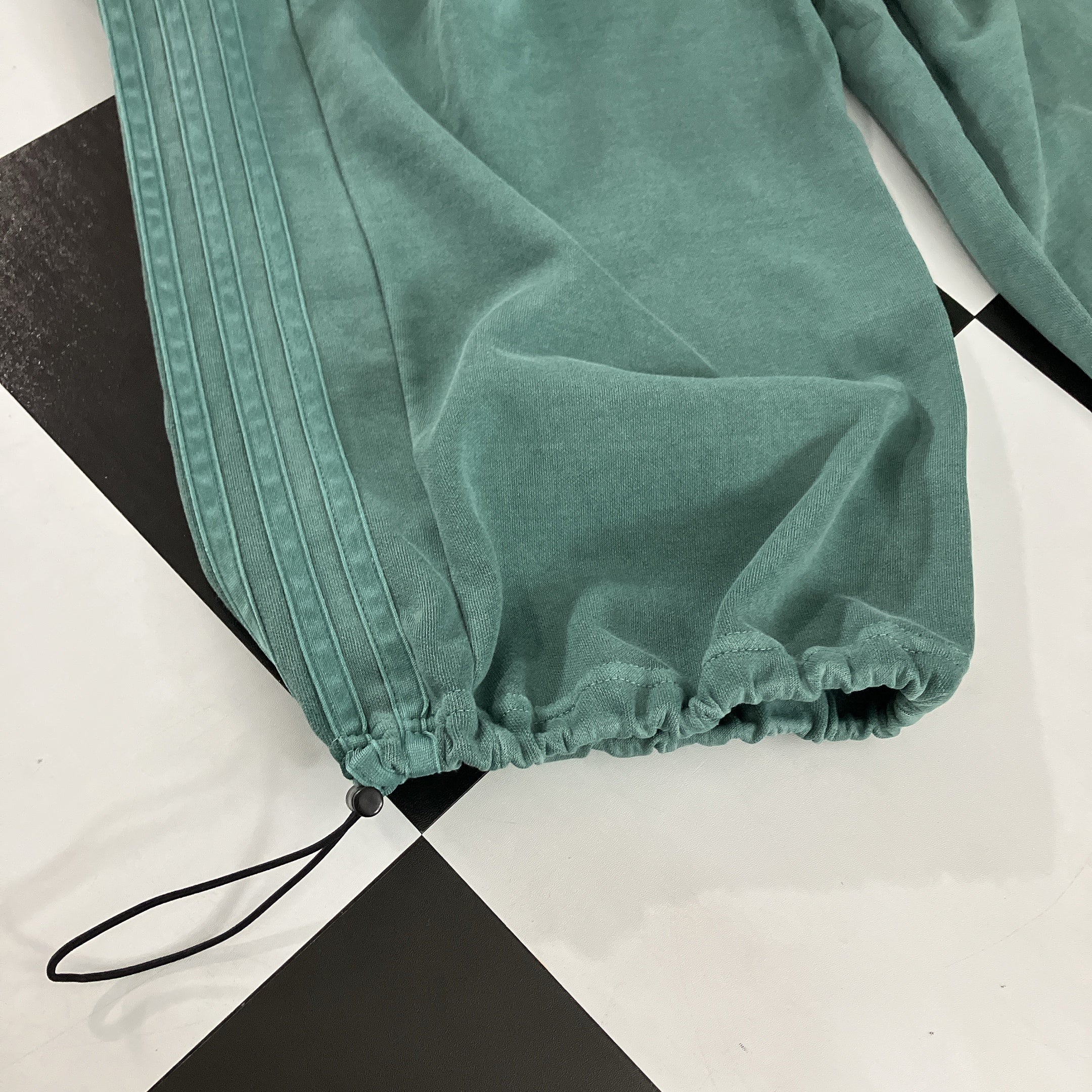 *Reservation* Sideline Pigment Green Wide Pants - Scheduled for shipment in August