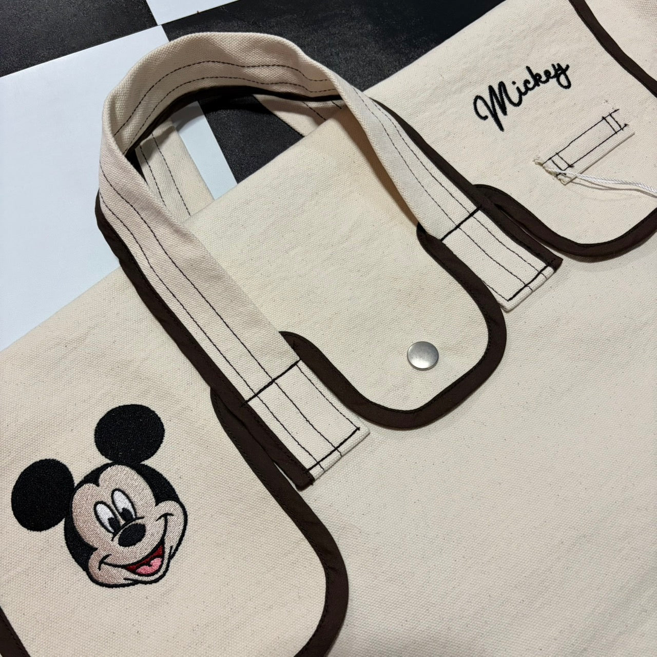 ※Pre-order※ 4 colors Mickey Mouse design embroidered tote bag Scheduled to ship around mid-March