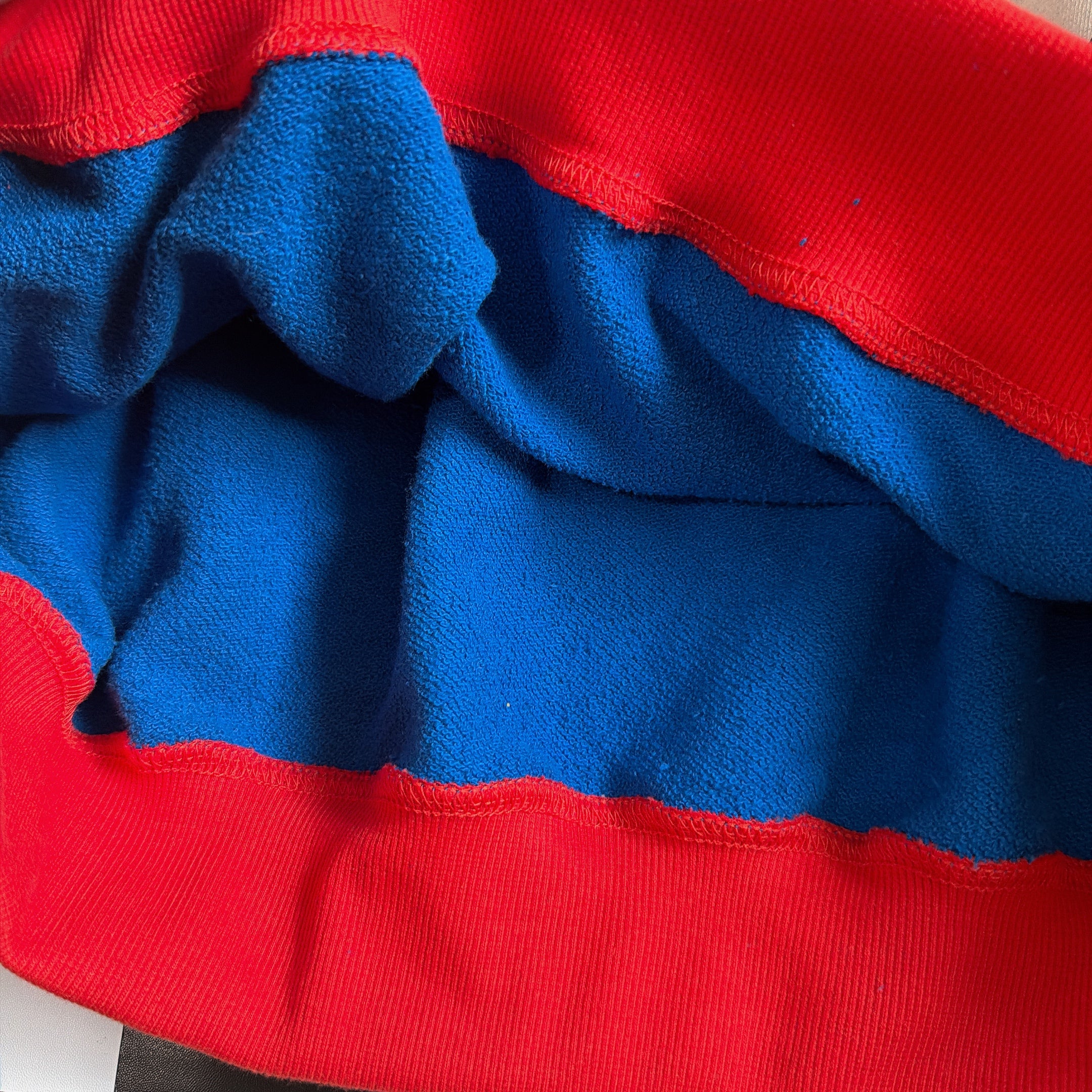 ※予約※2色 ミッキーフェイススウェット 3月中の出荷予定