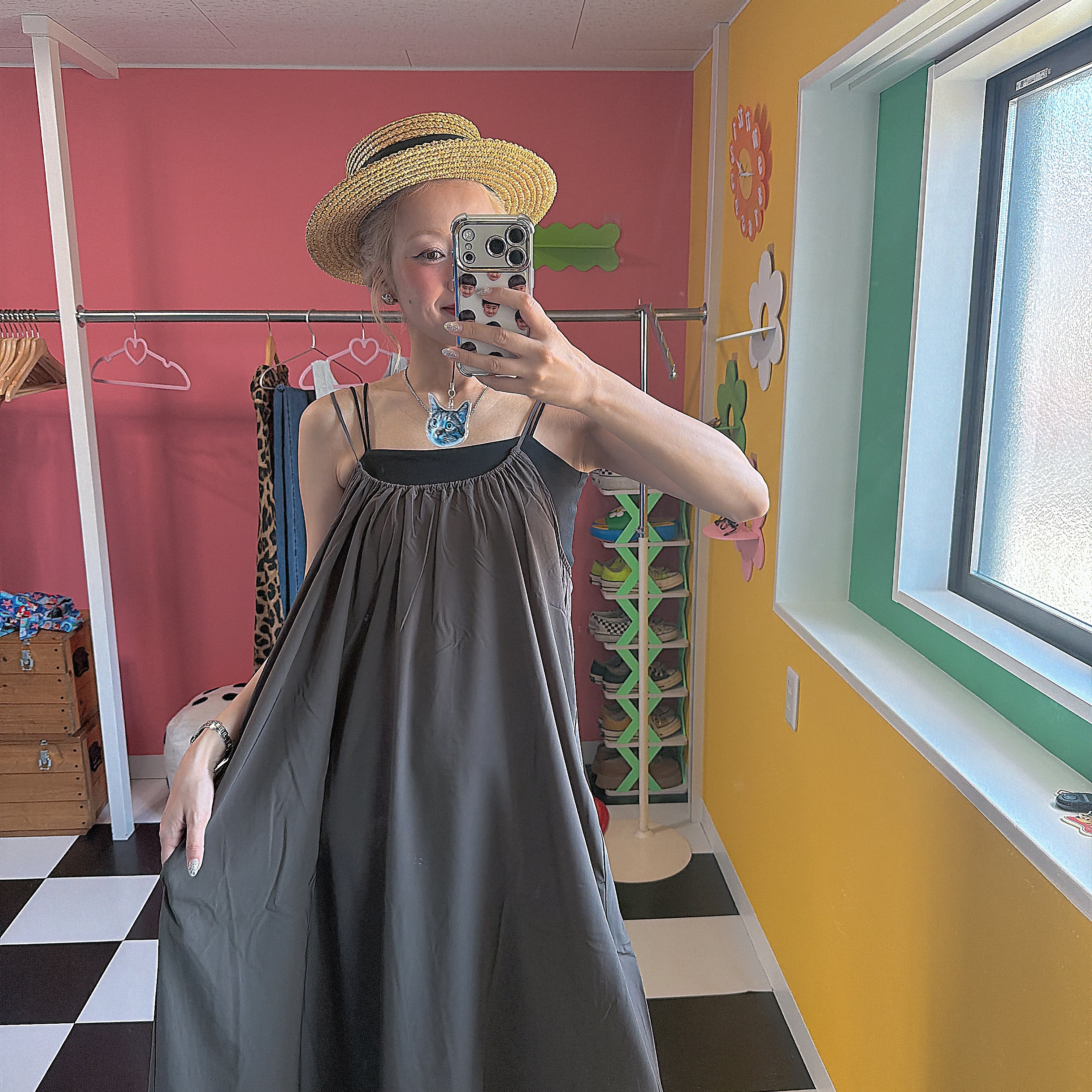 *Pre-order with limited quantity* Two-color amphibious UV-cut camisole dress. Shipping scheduled for August.