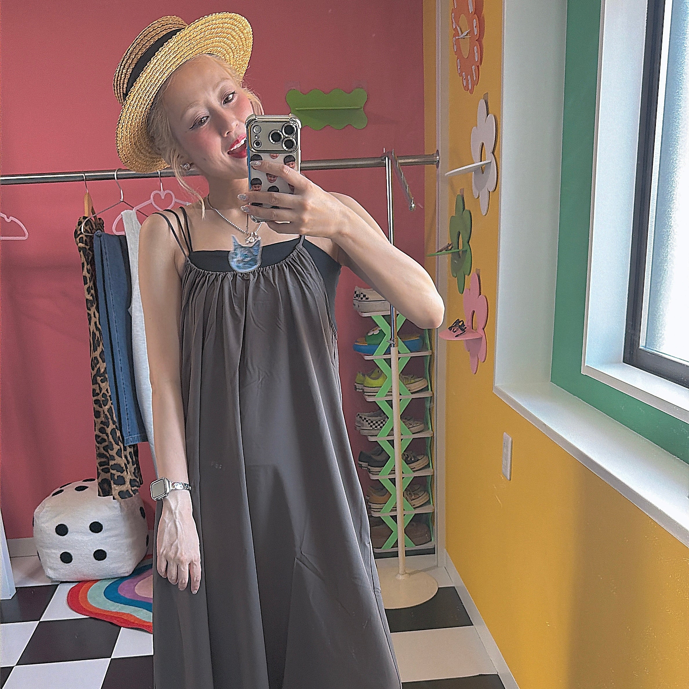 *Pre-order with limited quantity* Two-color amphibious UV-cut camisole dress. Shipping scheduled for August.