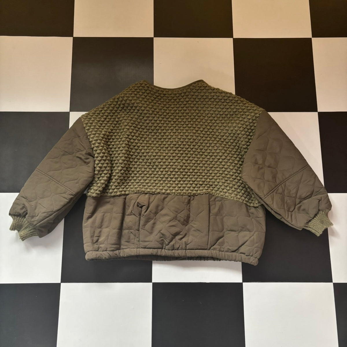 ※予約※ 2色 アラン編みニット×キルティング ノーカラーブルゾン 納期目安は商品ページに記載
