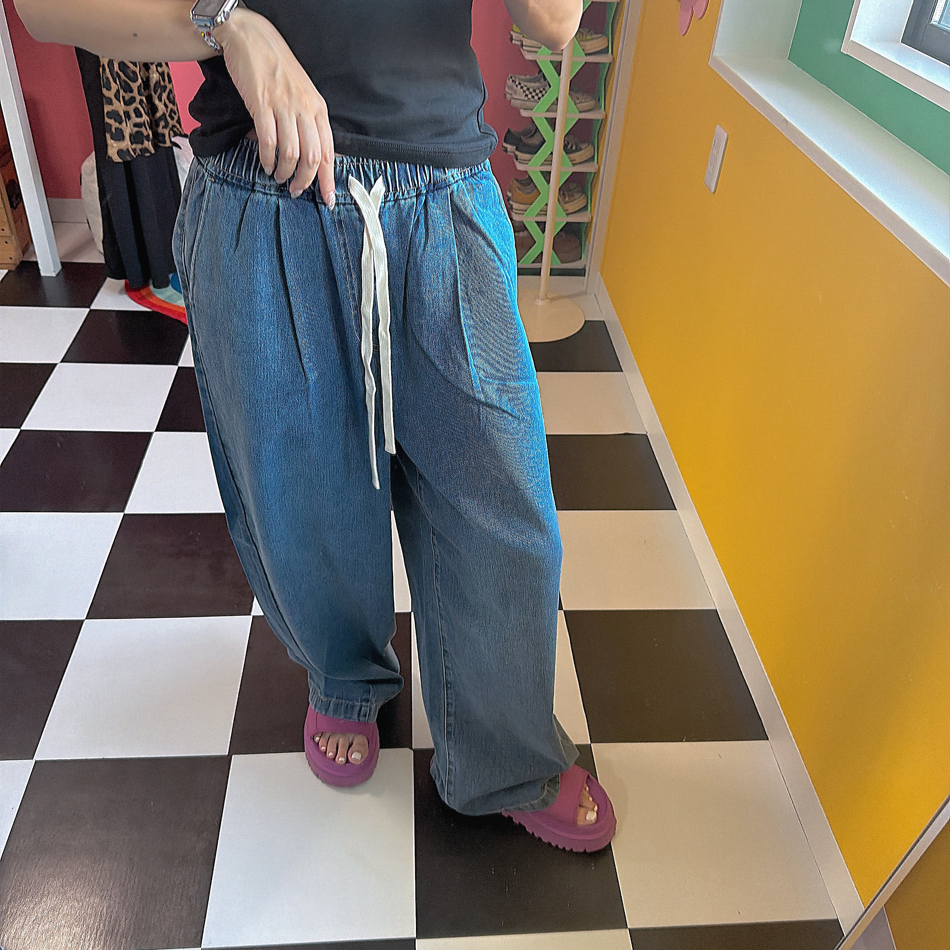 *Limited quantity reservation* Cocoon Wide Denim Pants - Scheduled to ship by the end of August.
