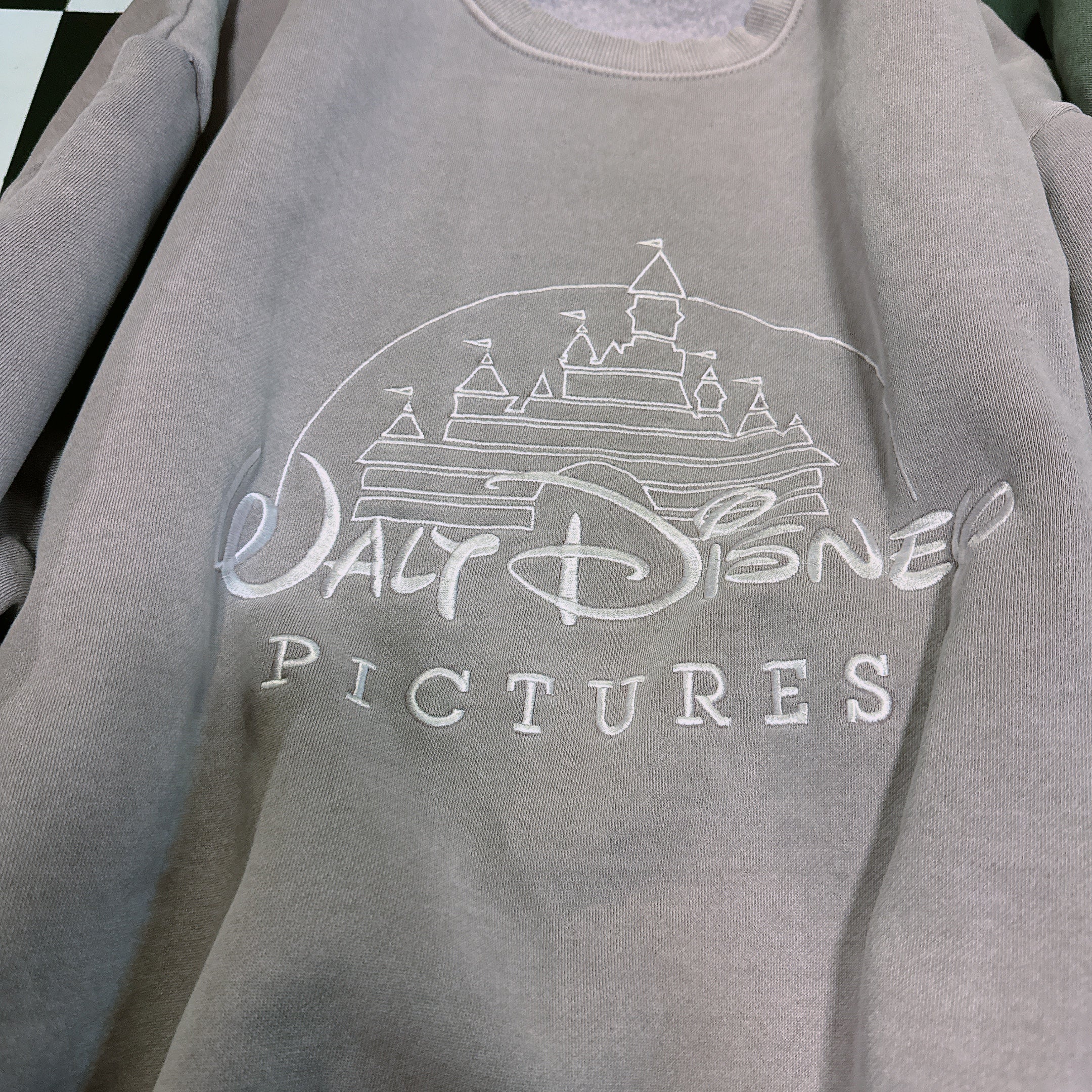 再再再再再再再再販 2色 リバイバル商品 WALT DISNEY ピグメントスウェット11月中の出荷予定