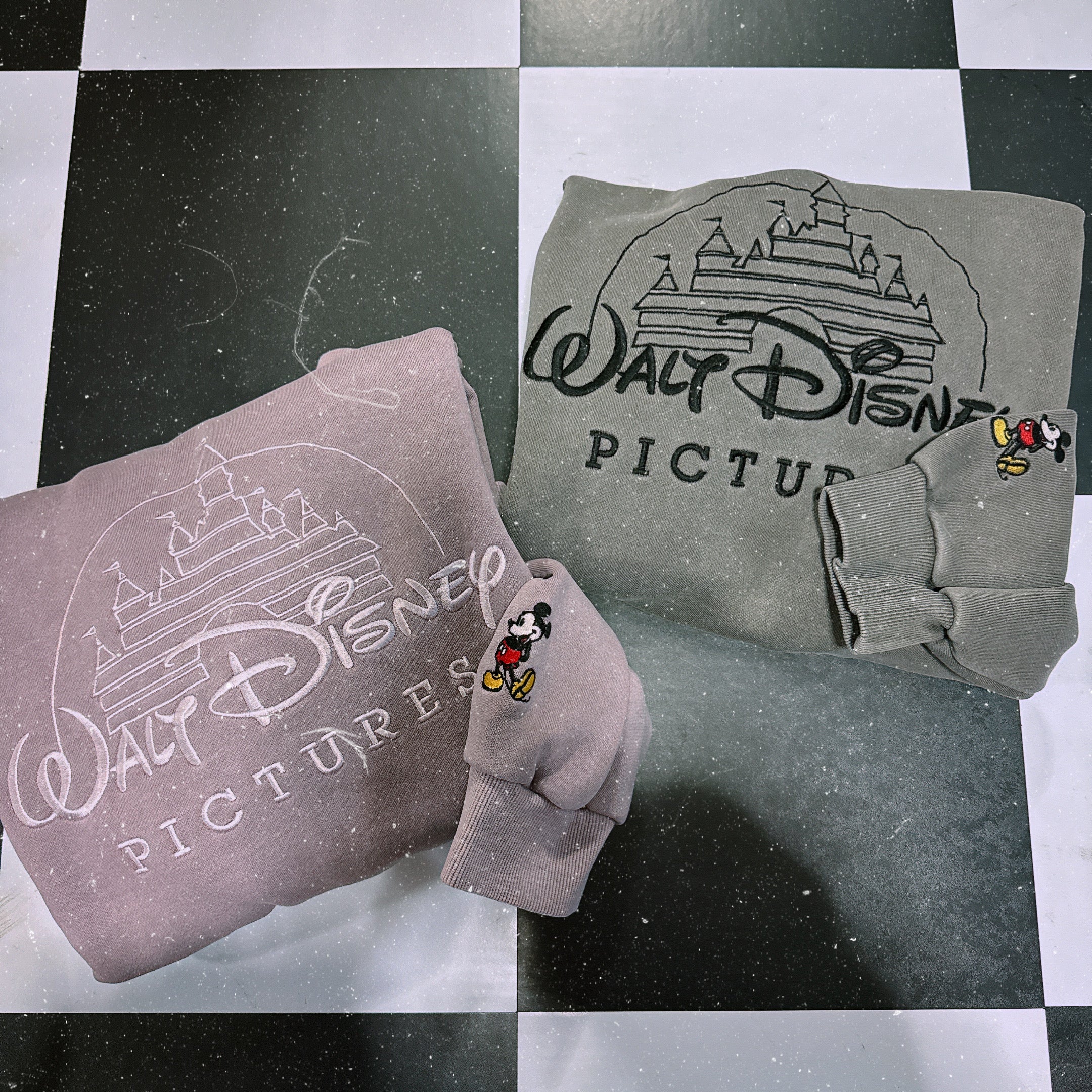 再再再再再再再再販 2色 リバイバル商品 WALT DISNEY ピグメントスウェット11月中の出荷予定