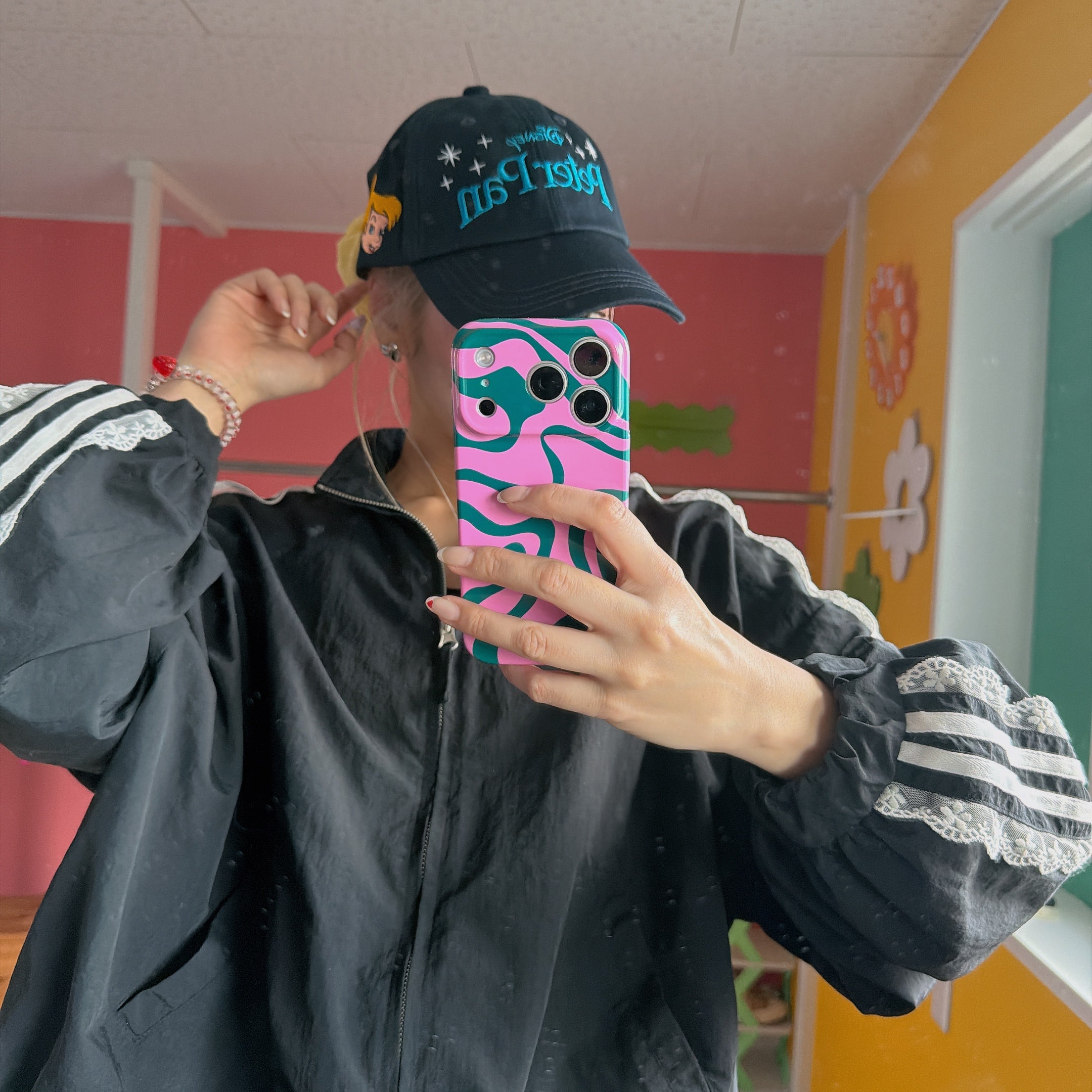 ※予約※ ピーターパン ティンカー・ベル刺繍ロゴキャップ 3月下旬の出荷予定