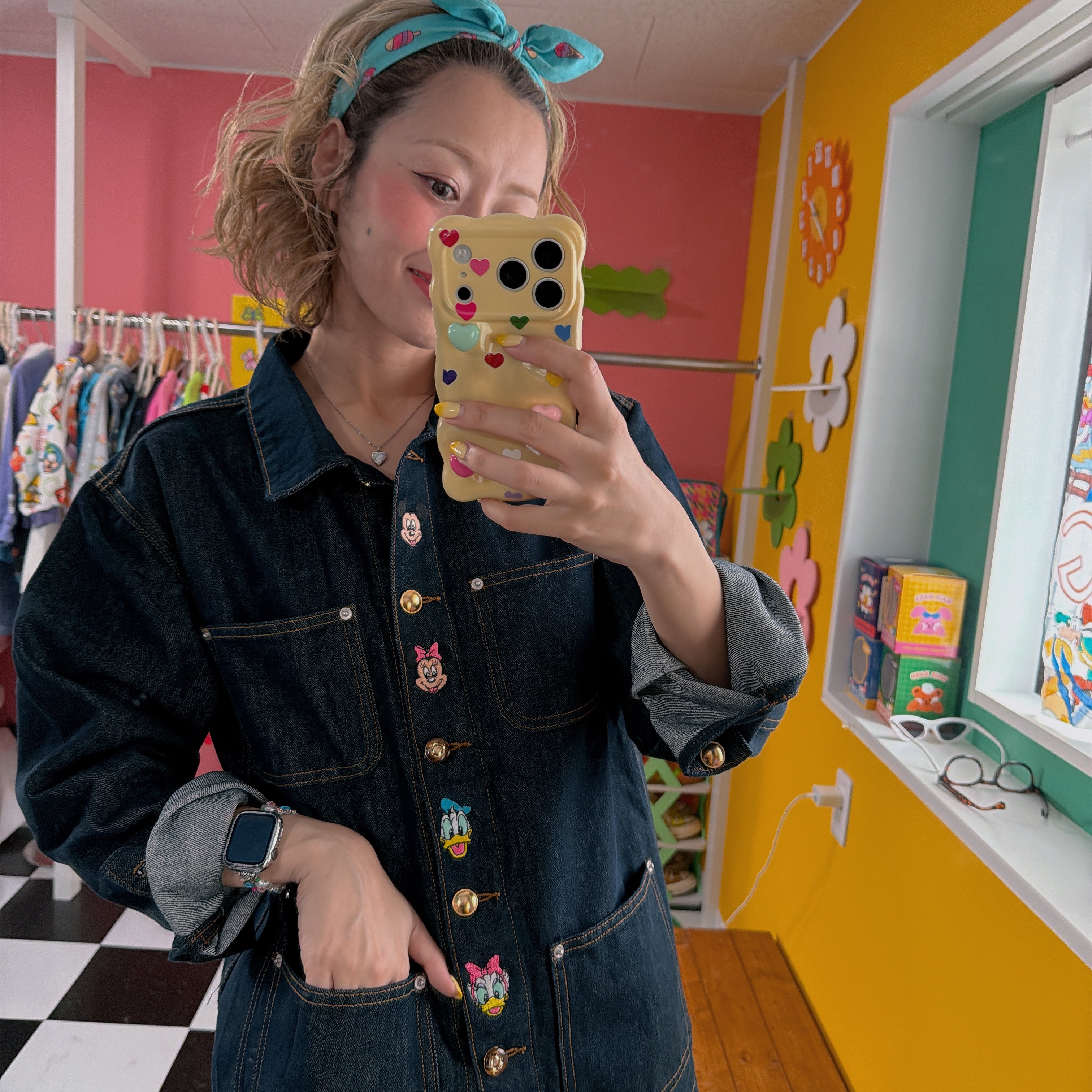 ※予約※ミッキーフレンズ刺繍ゴールドボタンデニムジャケット 12月下旬〜1月上旬の出荷予定