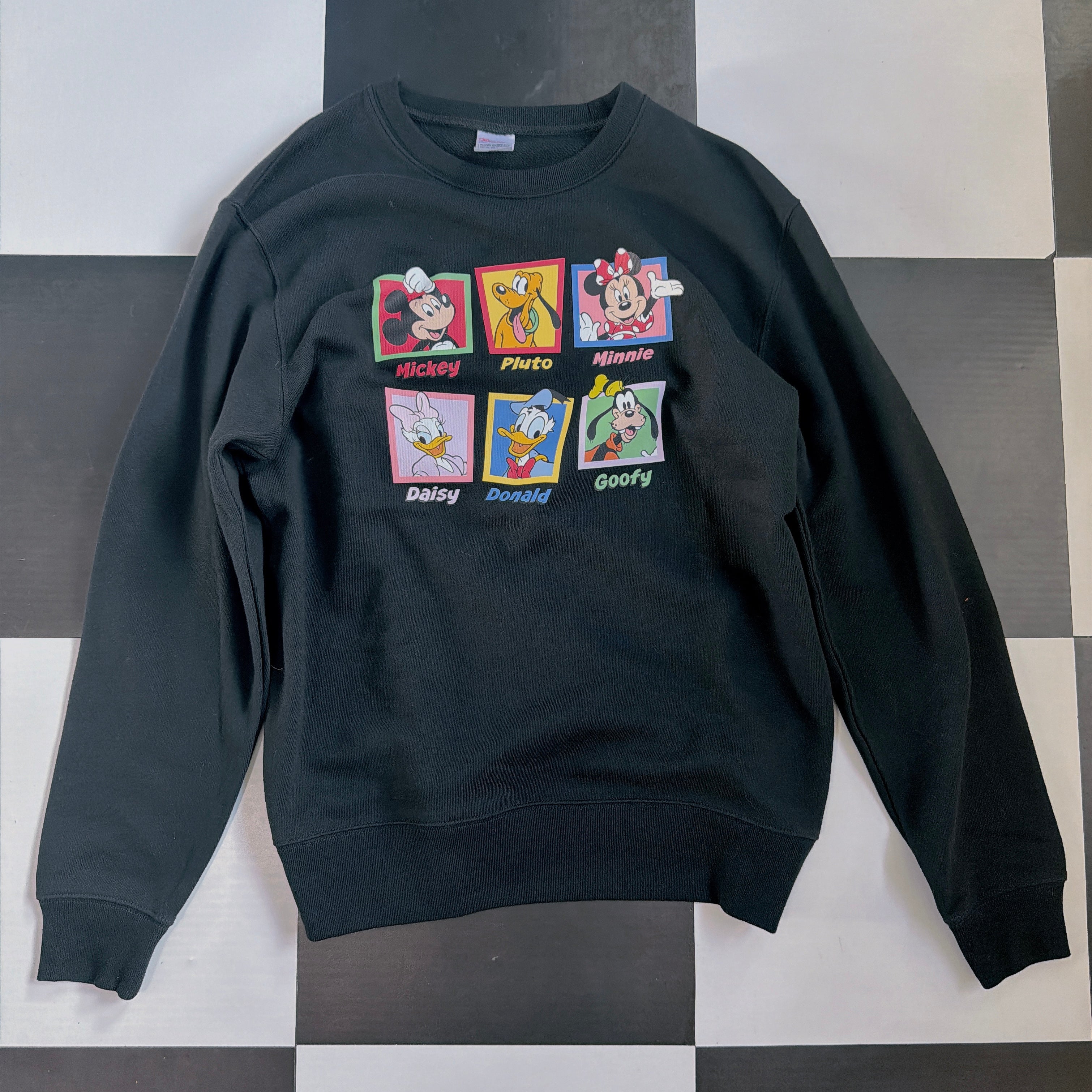 ※数制限あり※ ミッキー&フレンズ カラフルボックスプリントスウェット 10月中の発送予定
