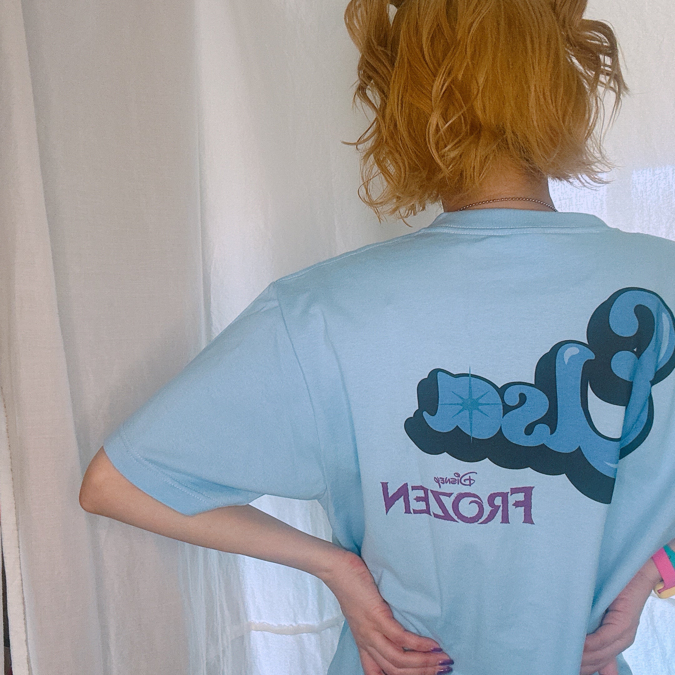 *Reproduction* Frozen NOSTALGICA DISNEY TEE Scheduled to ship in April