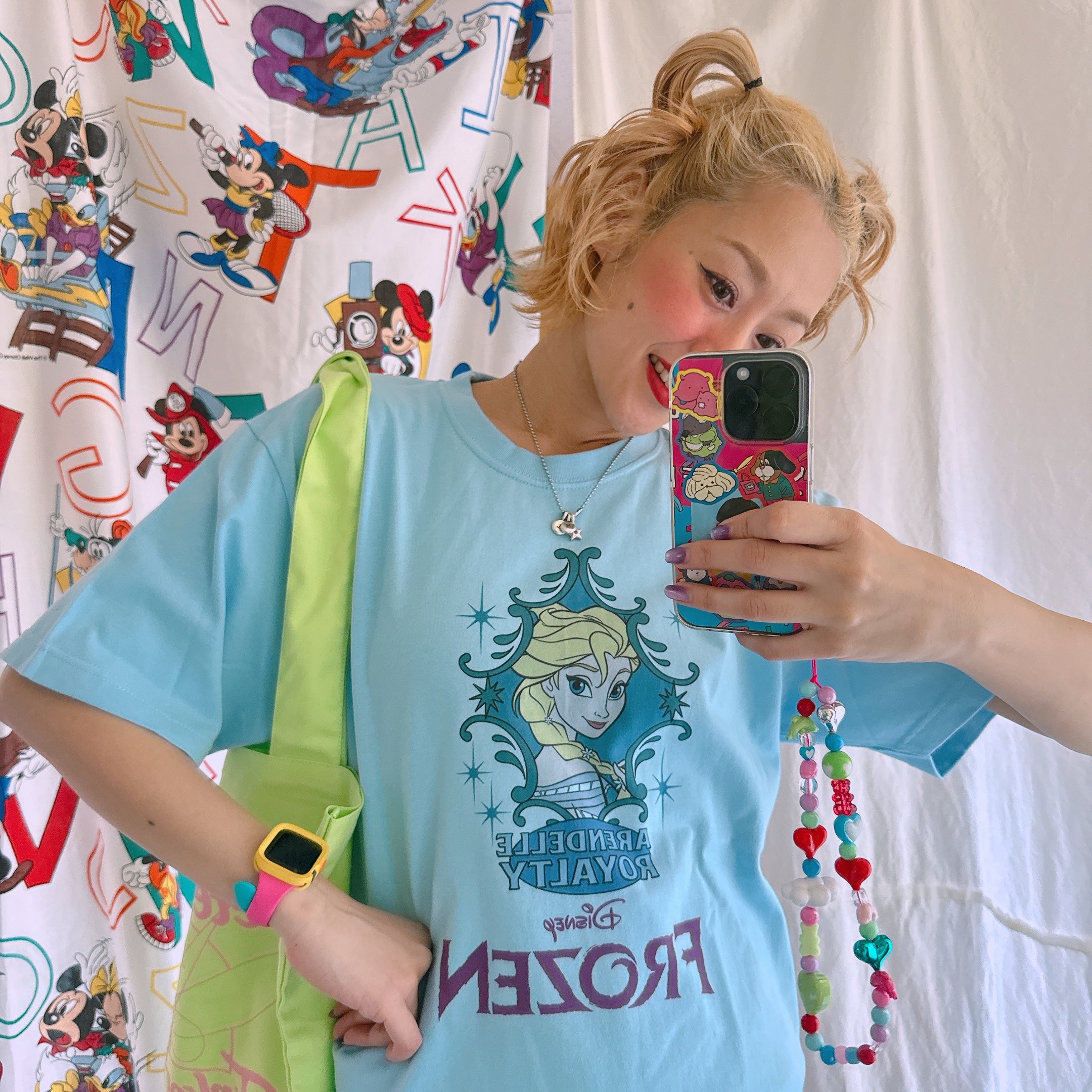 *Reproduction* Frozen NOSTALGICA DISNEY TEE Scheduled to ship in April