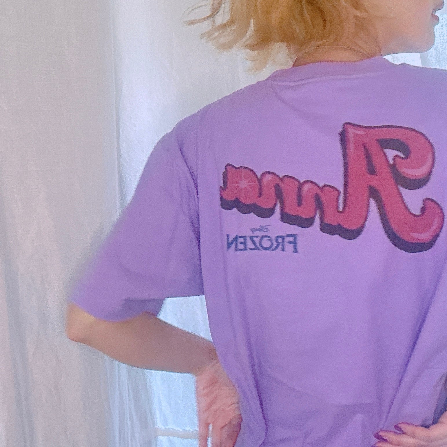 *Reproduction* Frozen NOSTALGICA DISNEY TEE Scheduled to ship in April