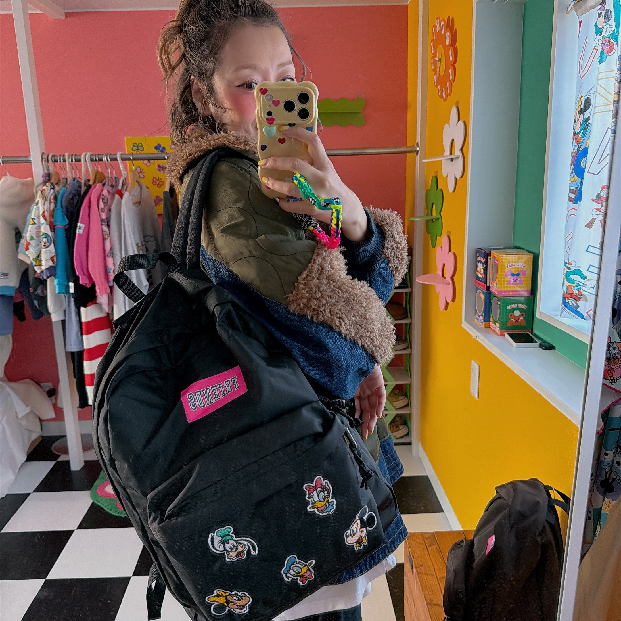 ※予約※2色 ミッキーフレンズワッペンリュック 12月中の出荷予定