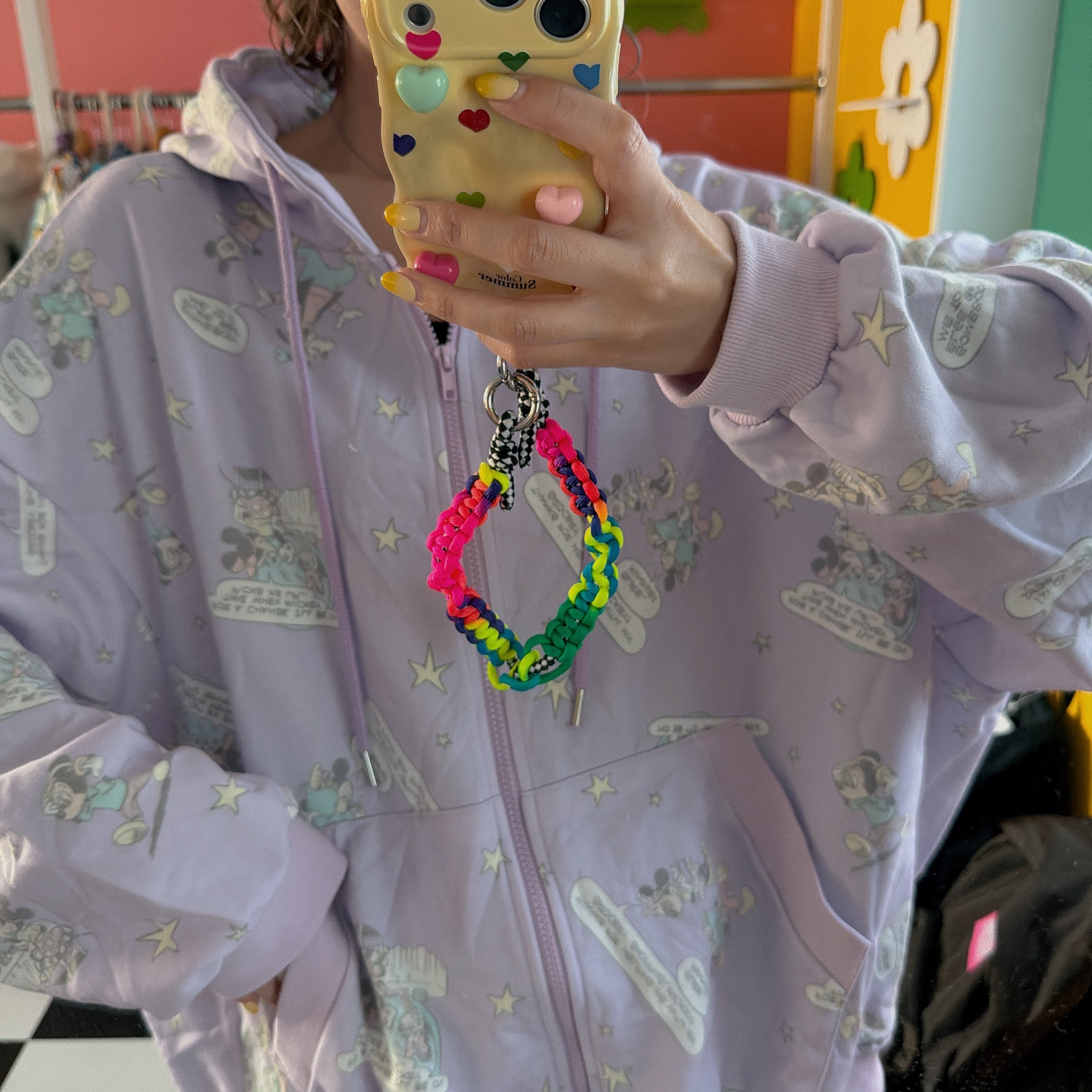 ※予約※2色 レトロミッキーフレンズジップアップパーカー 12月中の出荷予定