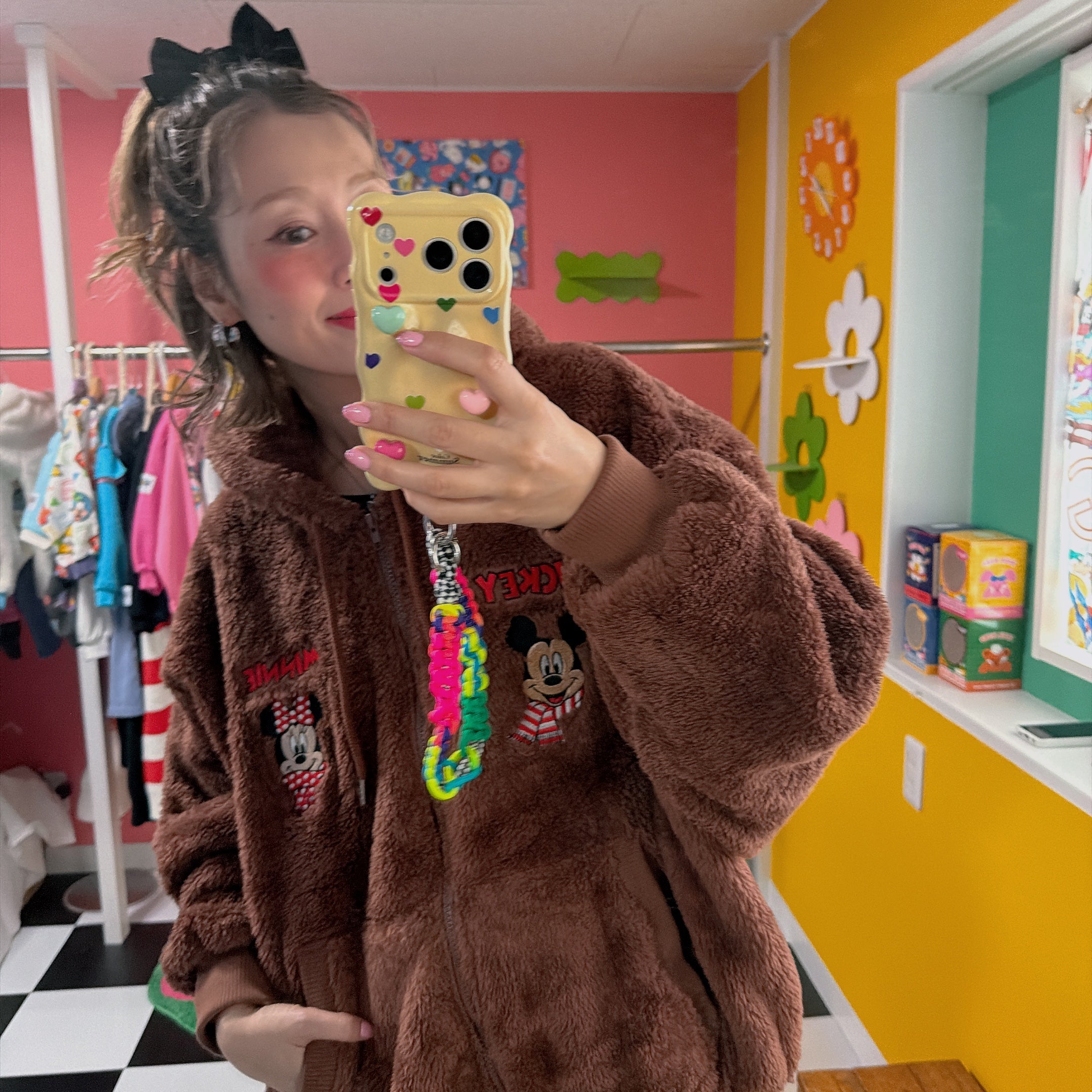 ※予約※2色⭐︎シーズナル限定⭐︎ミッキーミニー刺繍耳付きボアパーカー 12月下旬〜1月上旬お届け予定