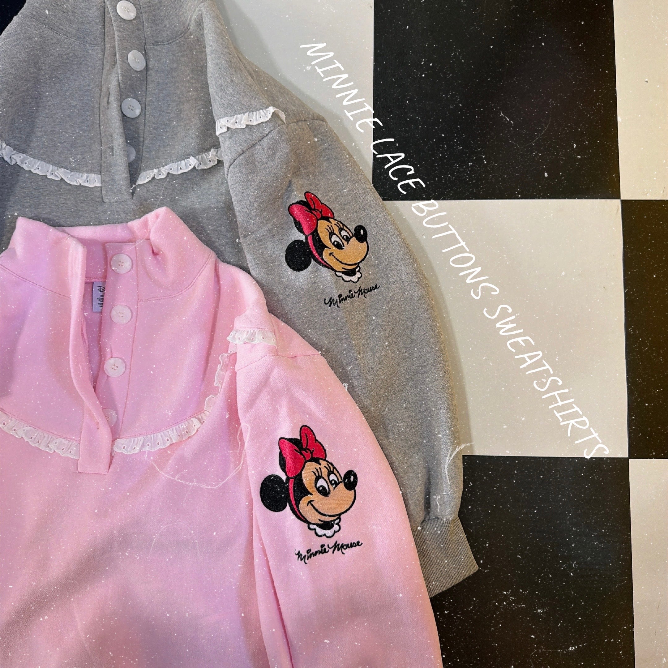 ※予約※2色 レースミニー刺繍ハーフボタンスウェット 12月中の出荷予定