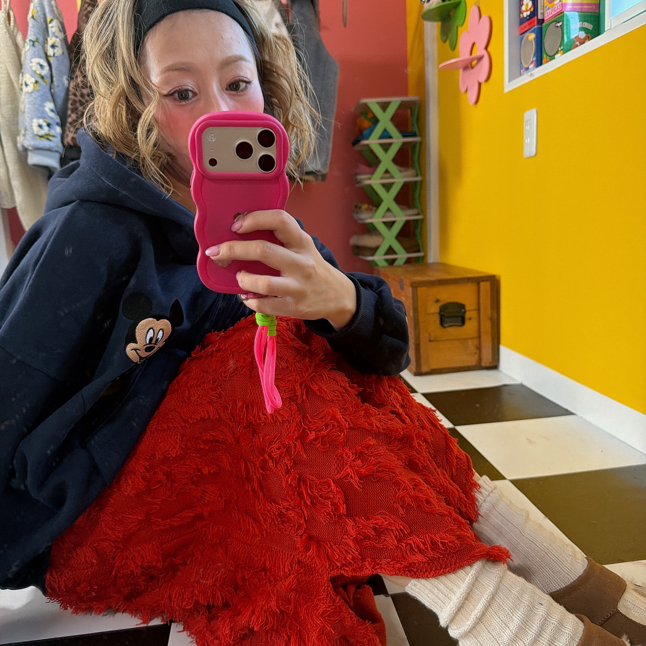 ※予約※ 新色 ミッキーミニーランダム刺繍パーカー 1月中の出荷予定