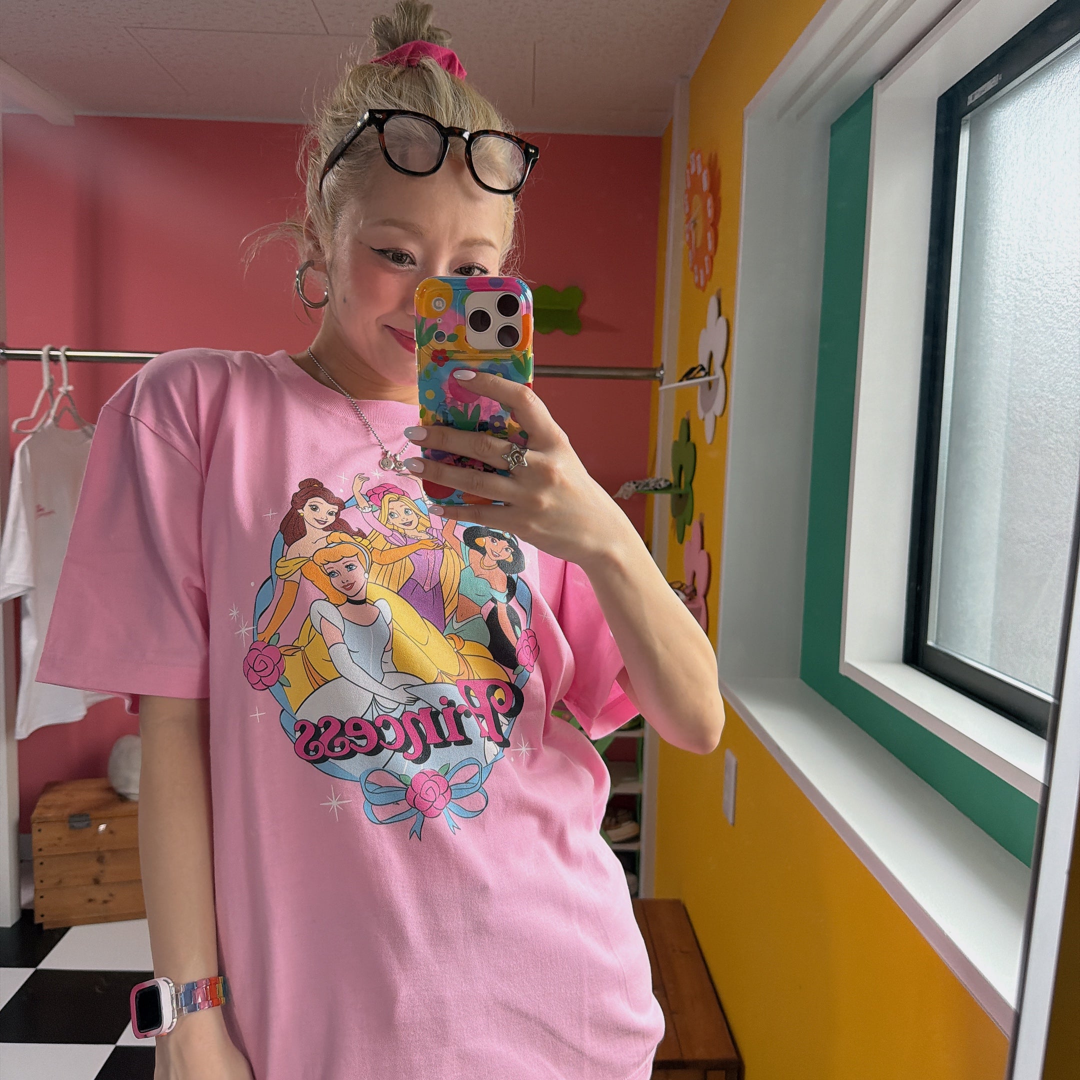 *Pre-order* 5 types of DISNEY NOSTALGICA T-shirts scheduled for shipment in June