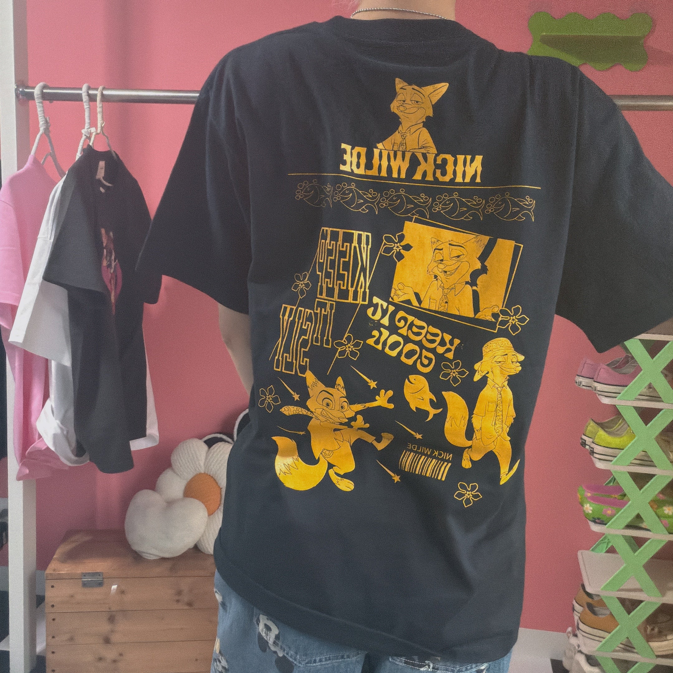 *Pre-order* 5 types of DISNEY NOSTALGICA T-shirts scheduled for shipment in June
