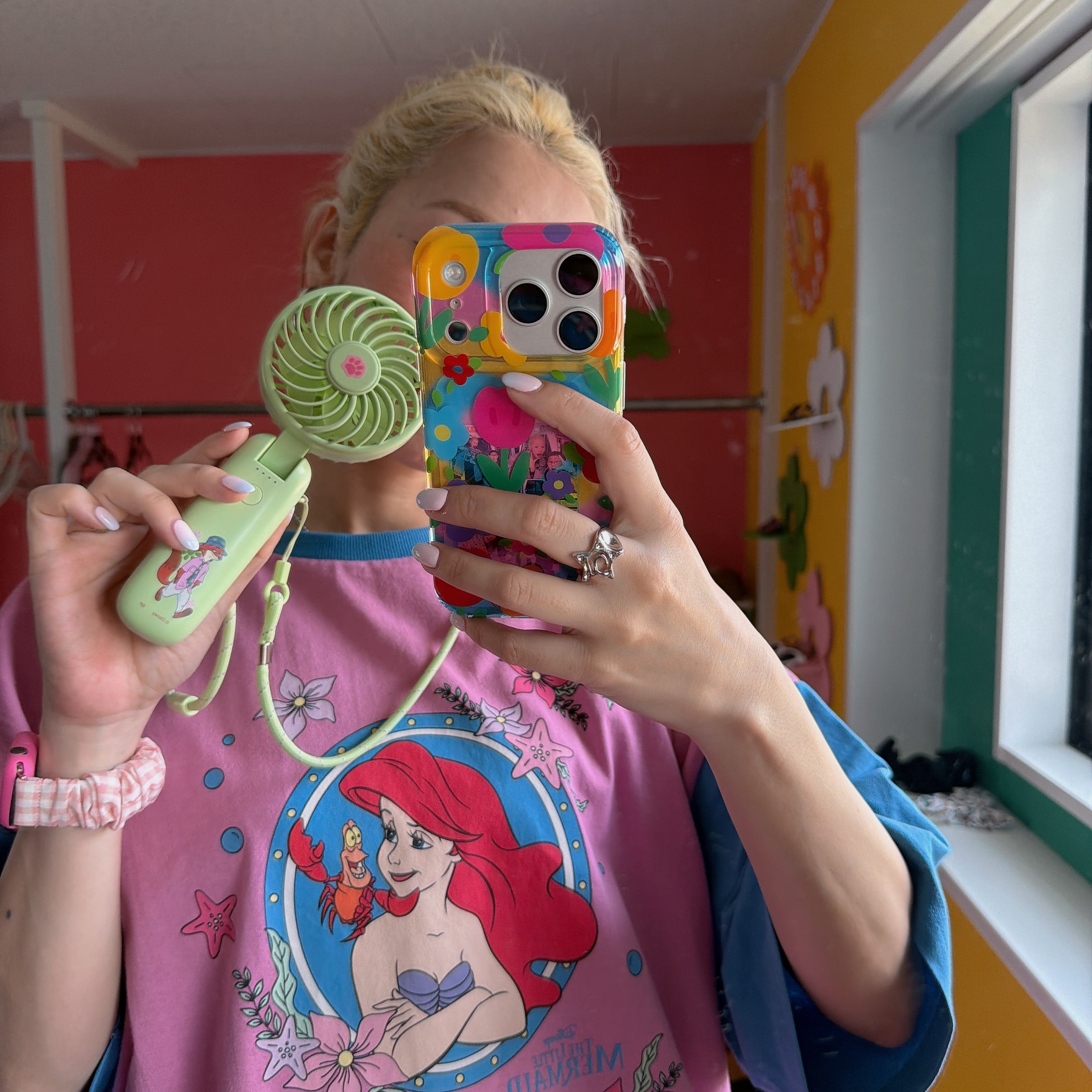 ※予約※6種類 DISNEY DISNEY/PIXAR ポータブルハンディファン 5月下旬〜6月上旬の発送予定