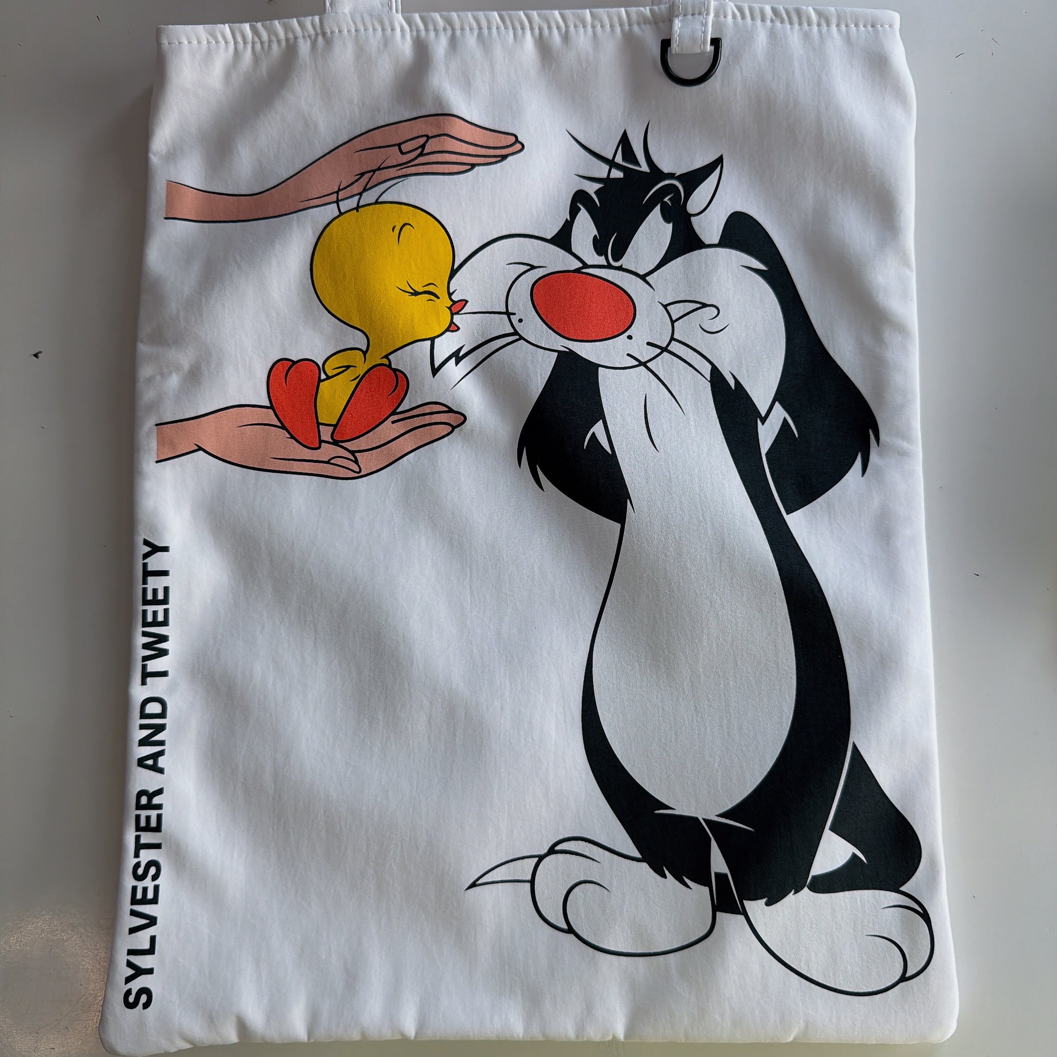 *Pre-order* 8 Types Looney Tunes NOSTALGICA Bi-color Bag - Scheduled for shipment in August