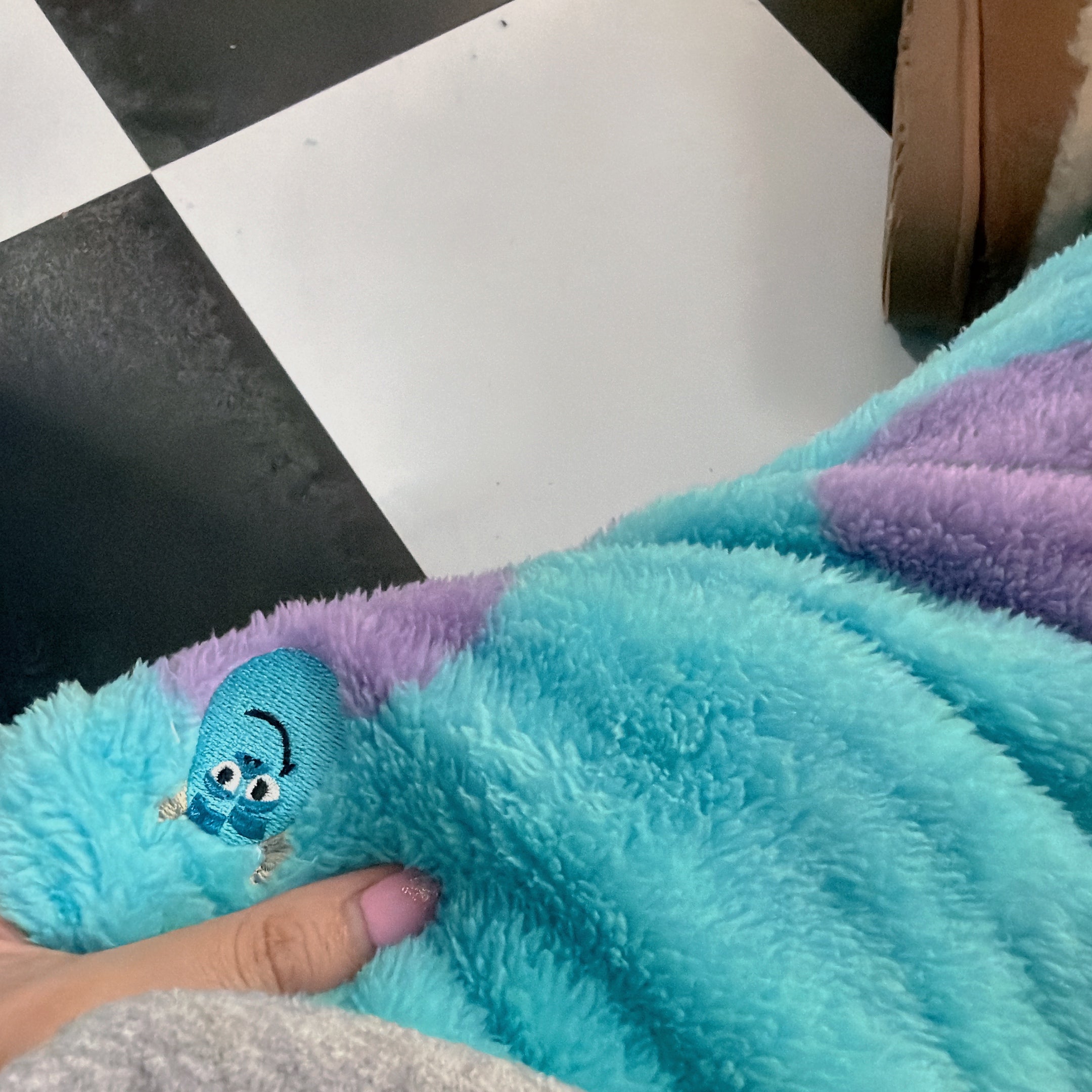 即納 2種類 ディズニーフリースパンツ 4〜5営業日で出荷予定