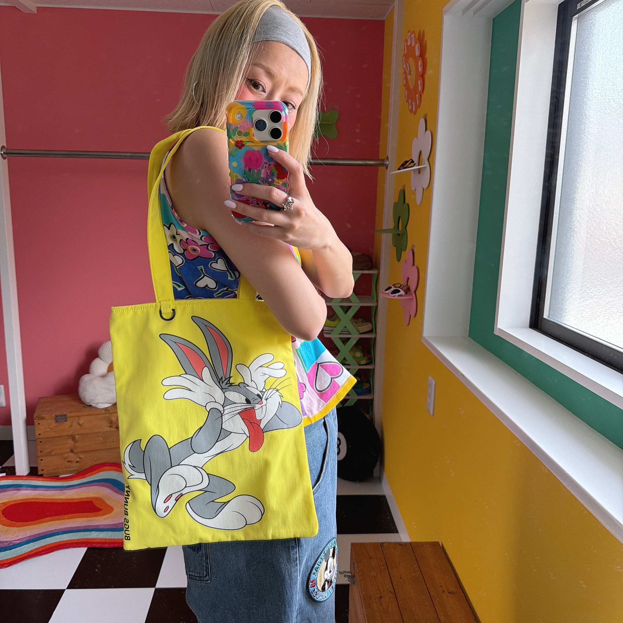 *Pre-order* 8 Types Looney Tunes NOSTALGICA Bi-color Bag - Scheduled for shipment in August