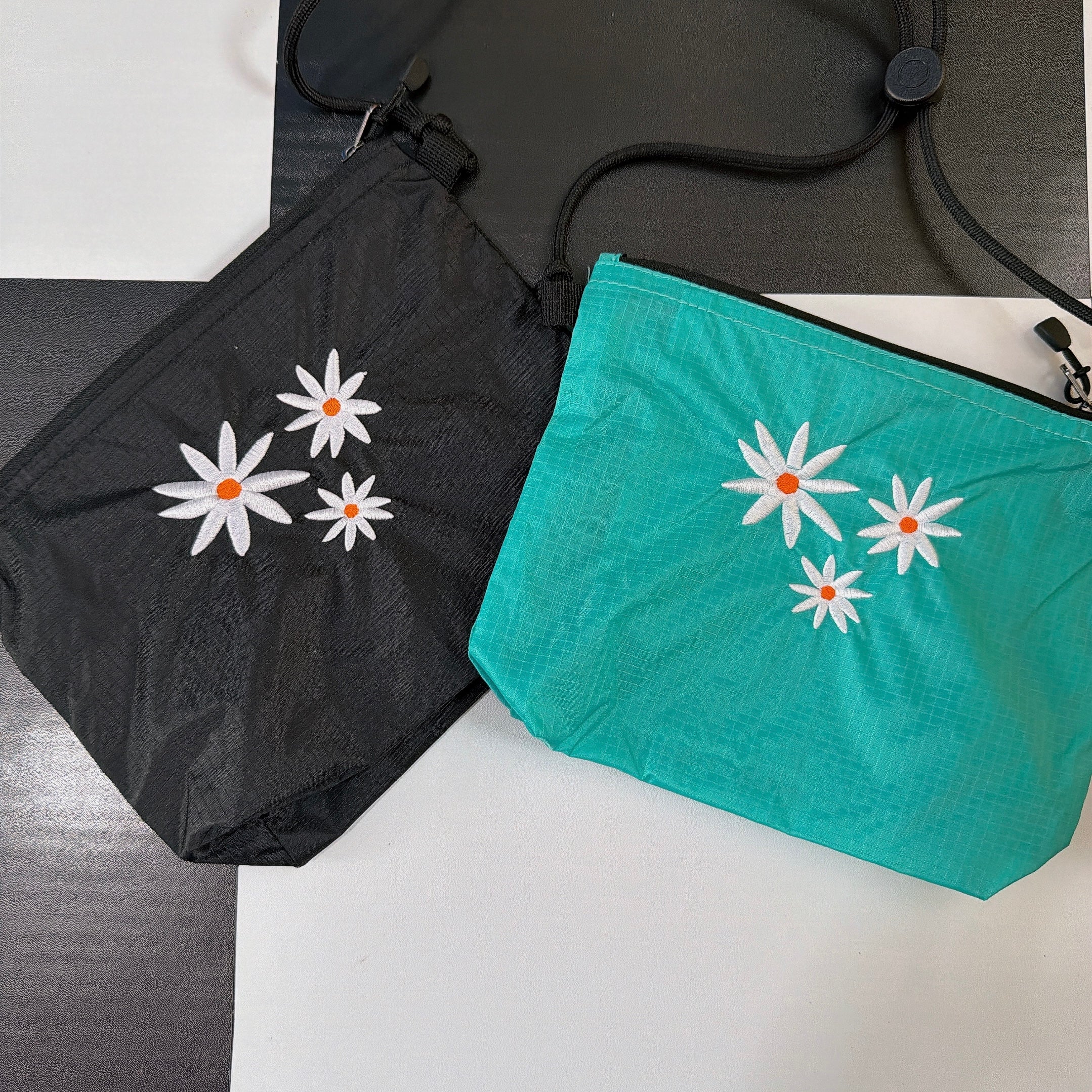 ※予約※LINK@ NEWロゴオリジナルシリーズ♡軽量サコッシュ 1月下旬〜2月上旬発送予定