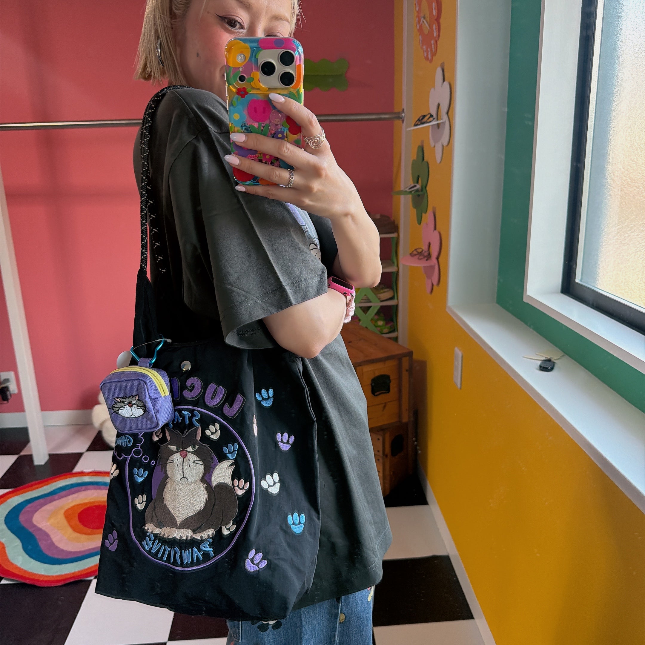 在庫限り 3種類 DISNEY 犬猫シリーズ 全刺繍ロープバック 6月下旬ごろ出荷予定