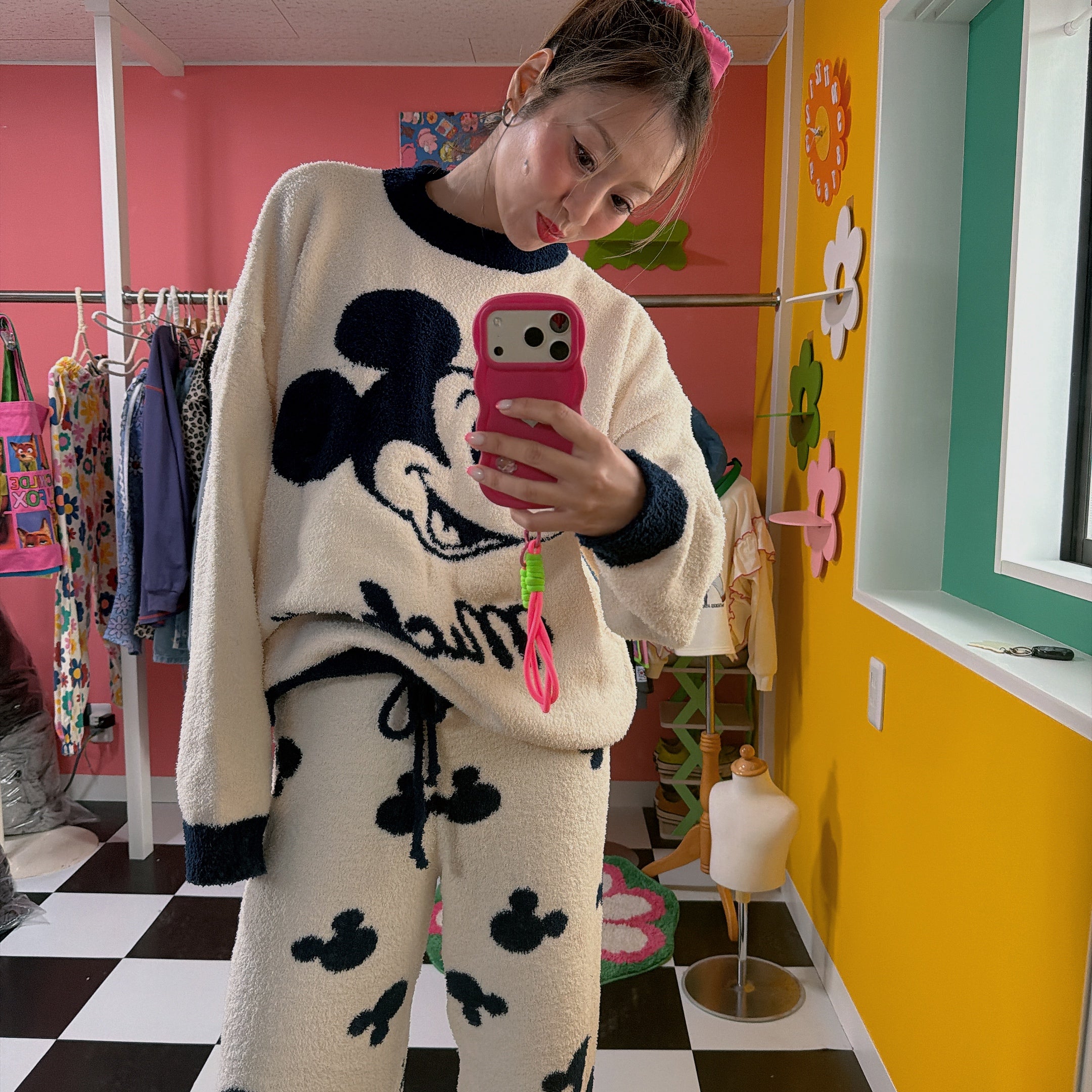 ※Pre-order※ 2-color set available Mickey and Minnie fluffy bottoms Scheduled to ship in January