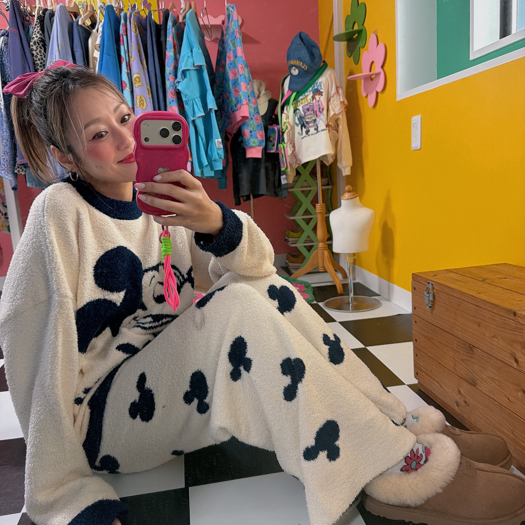 ※Pre-order※ 2-color set available Mickey and Minnie fluffy bottoms Scheduled to ship in January