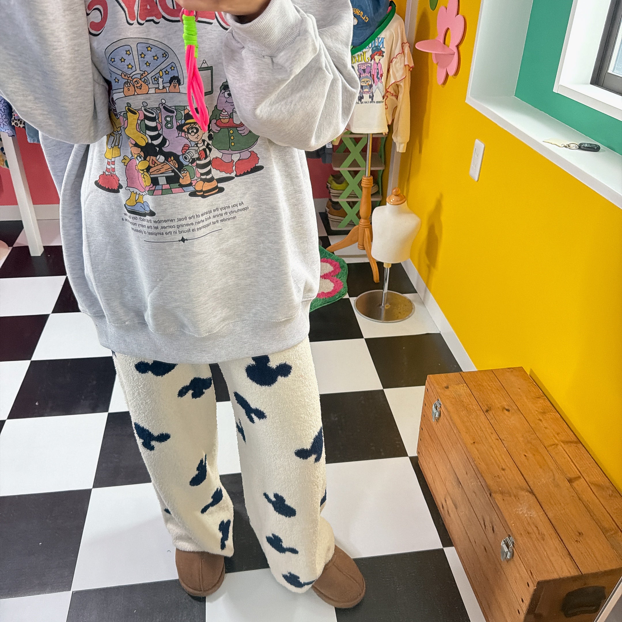 ※Pre-order※ 2-color set available Mickey and Minnie fluffy bottoms Scheduled to ship in January