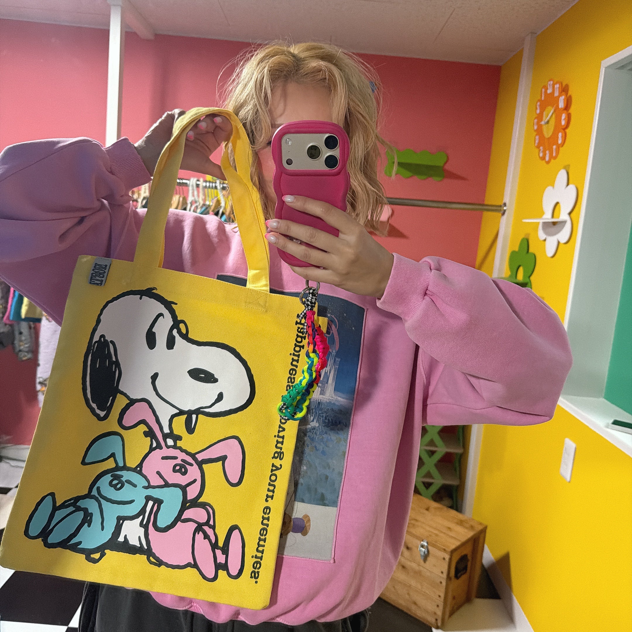 *Pre-order* 6-color NOSTALGICA vintage PEANUTS color canvas tote bag. Scheduled to ship in May.