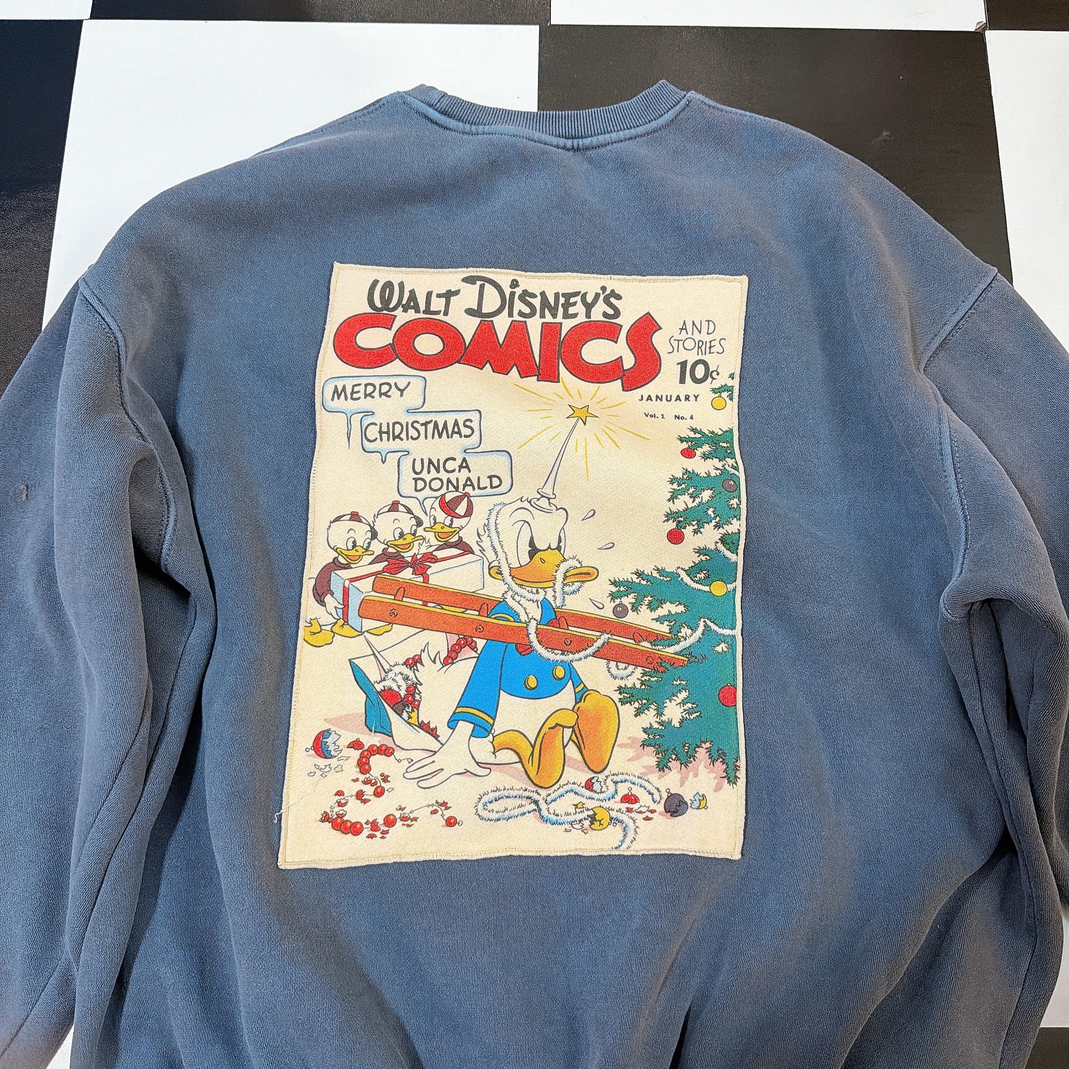 ※予約※4種類 DISNEYポスターピグメントスウェット 1月下旬〜2月上旬の出荷予定