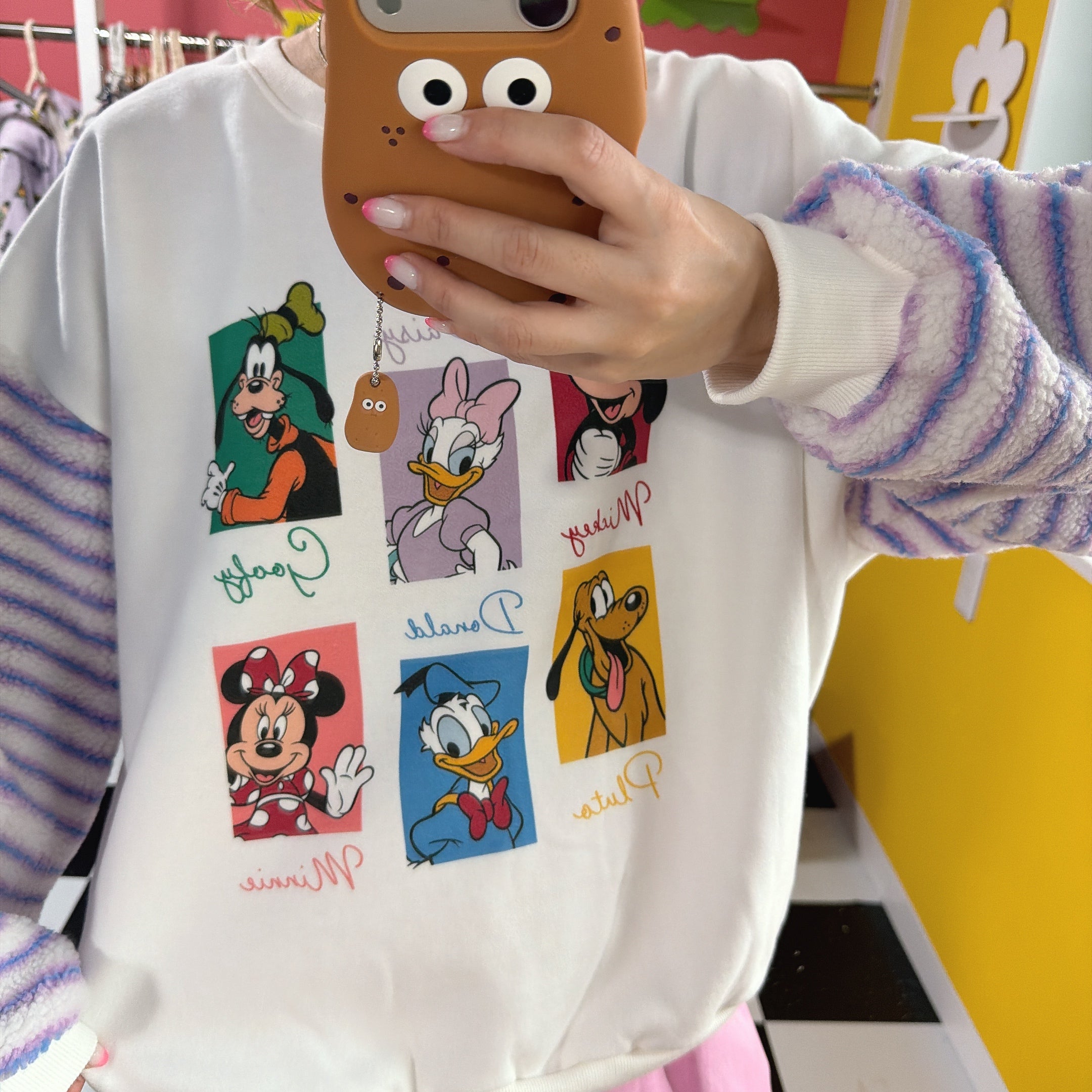 ※予約※ミッキーフレンズボア切り替えプルオーバー 2月中の出荷予定