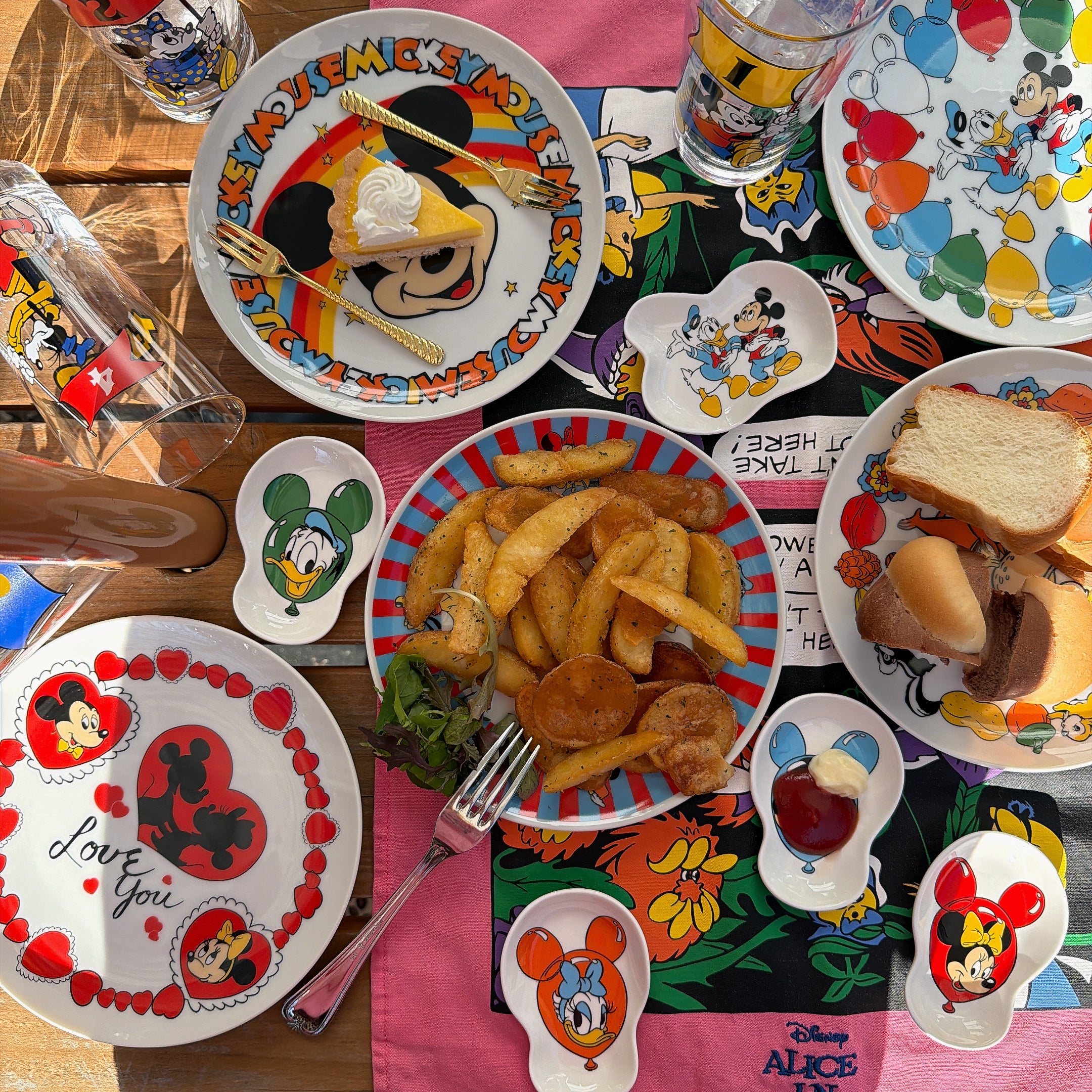 ⭐︎Reprint⭐︎NOSTALGICA DISNEY 5-piece Deformed Small Plate Series Scheduled to ship in February