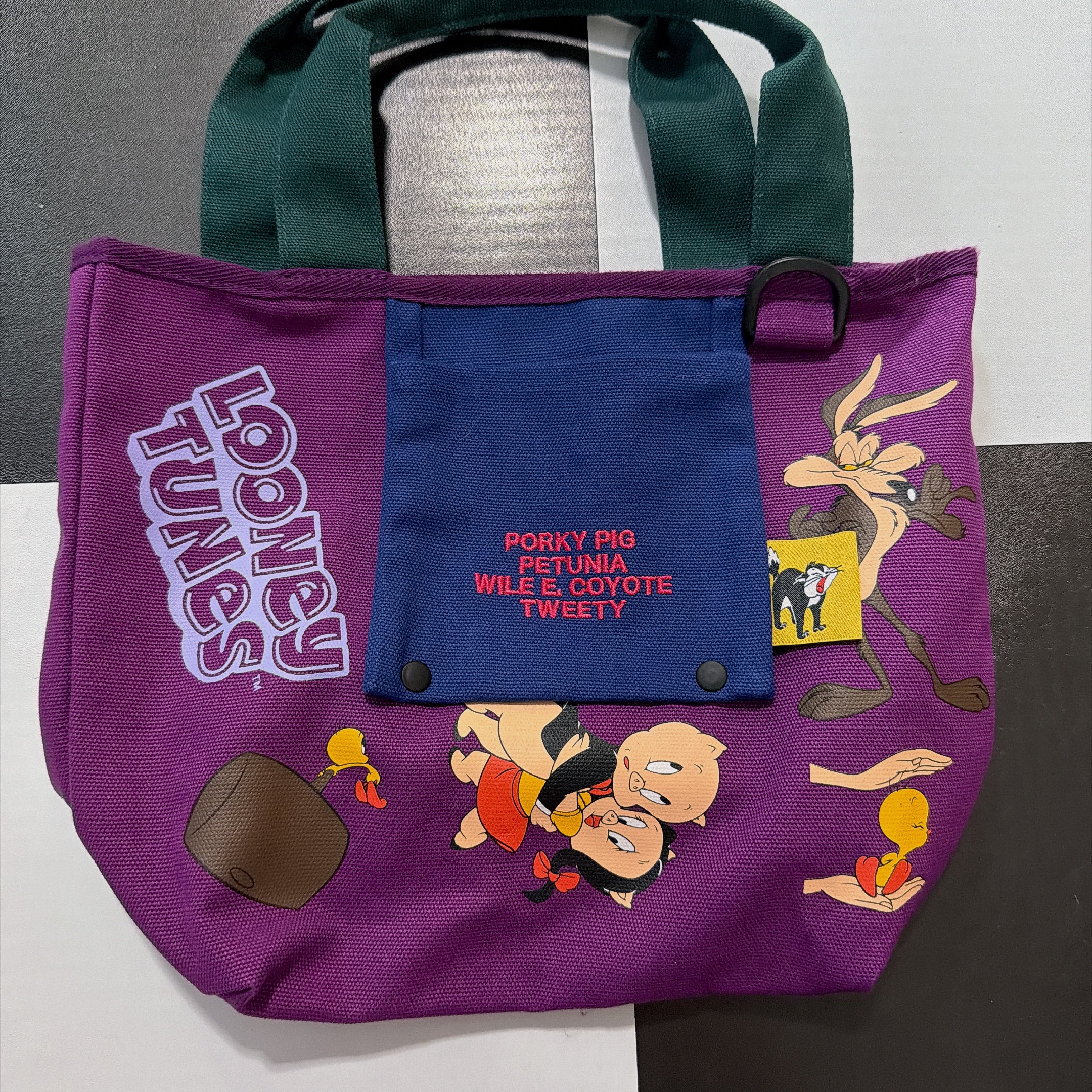 *Pre-order* 8 Types Looney Tunes NOSTALGICA Bi-color Bag - Scheduled for shipment in August