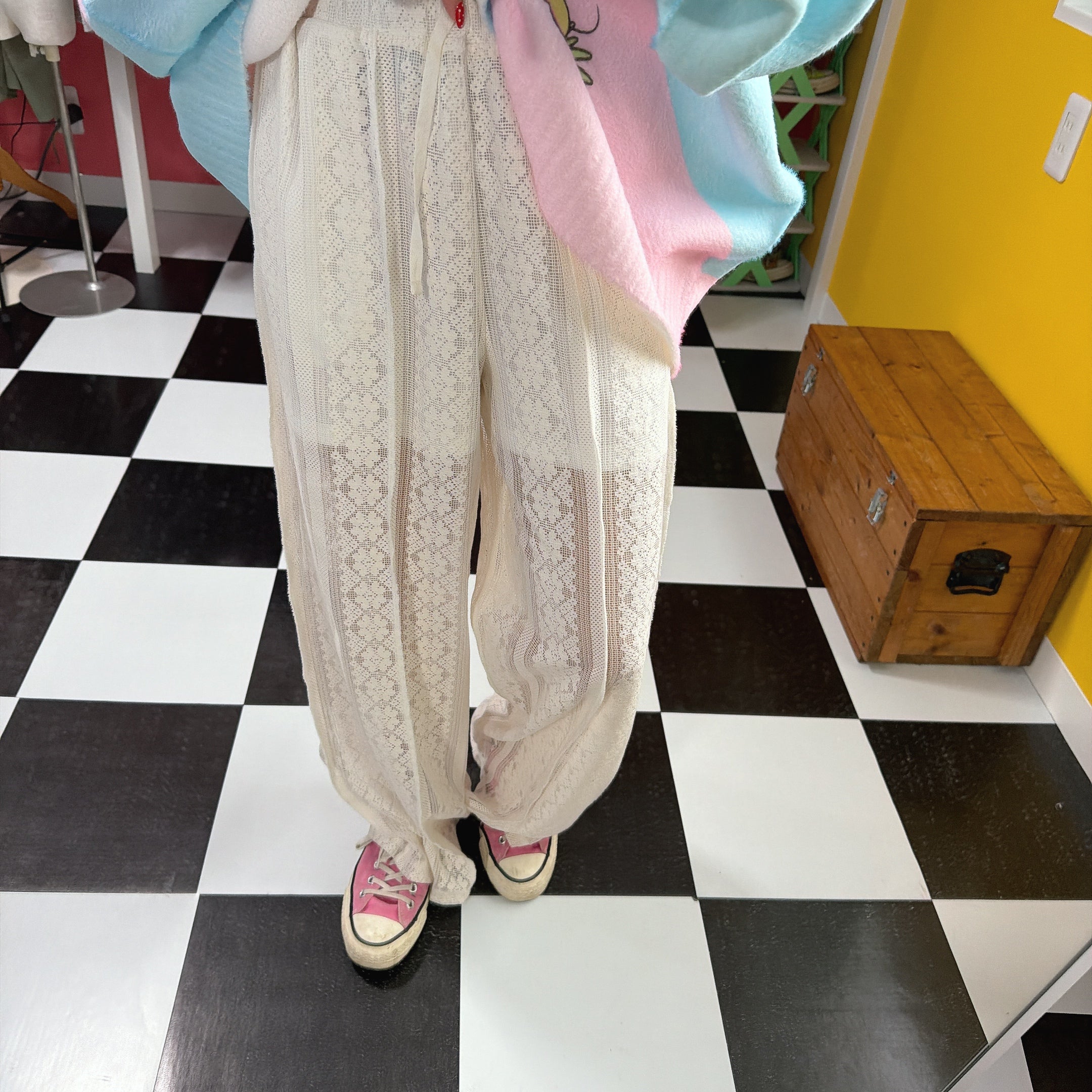 ※予約※レースホワイトパンツ 3月上旬ごろのお届け予定