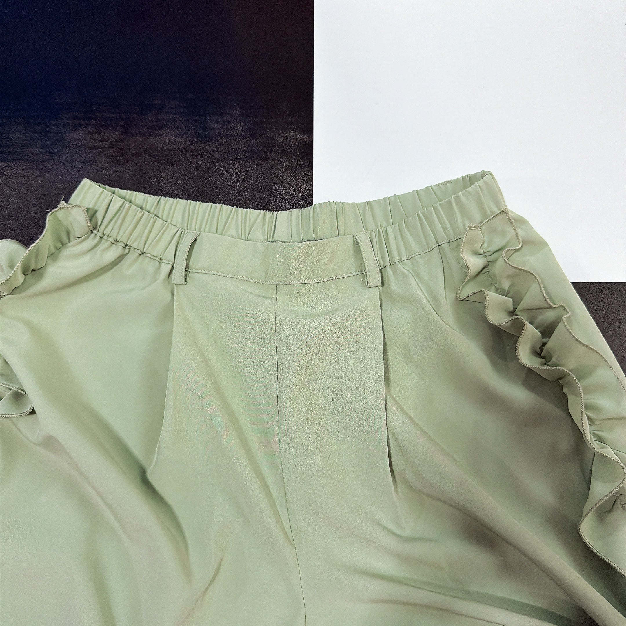 ※予約※サイドフリルパンツ 2月中旬ごろのお届け予定