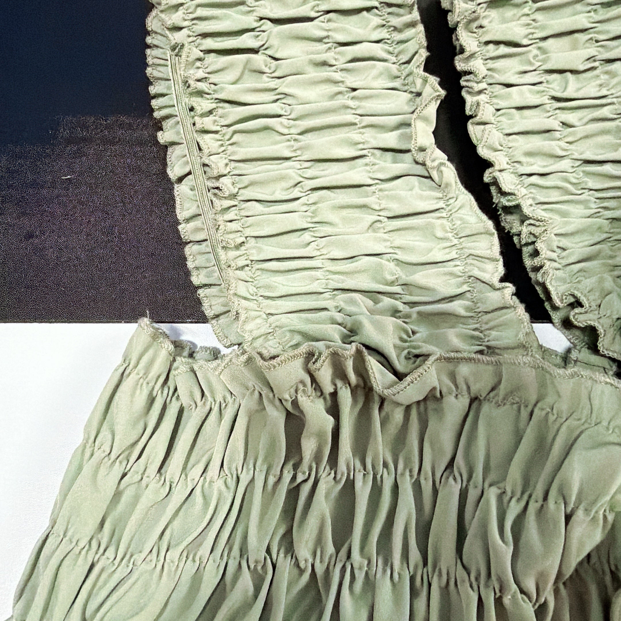 ※予約※2種類 いろんな着方が出来るブラウス 2月中旬ごろのお届け予定