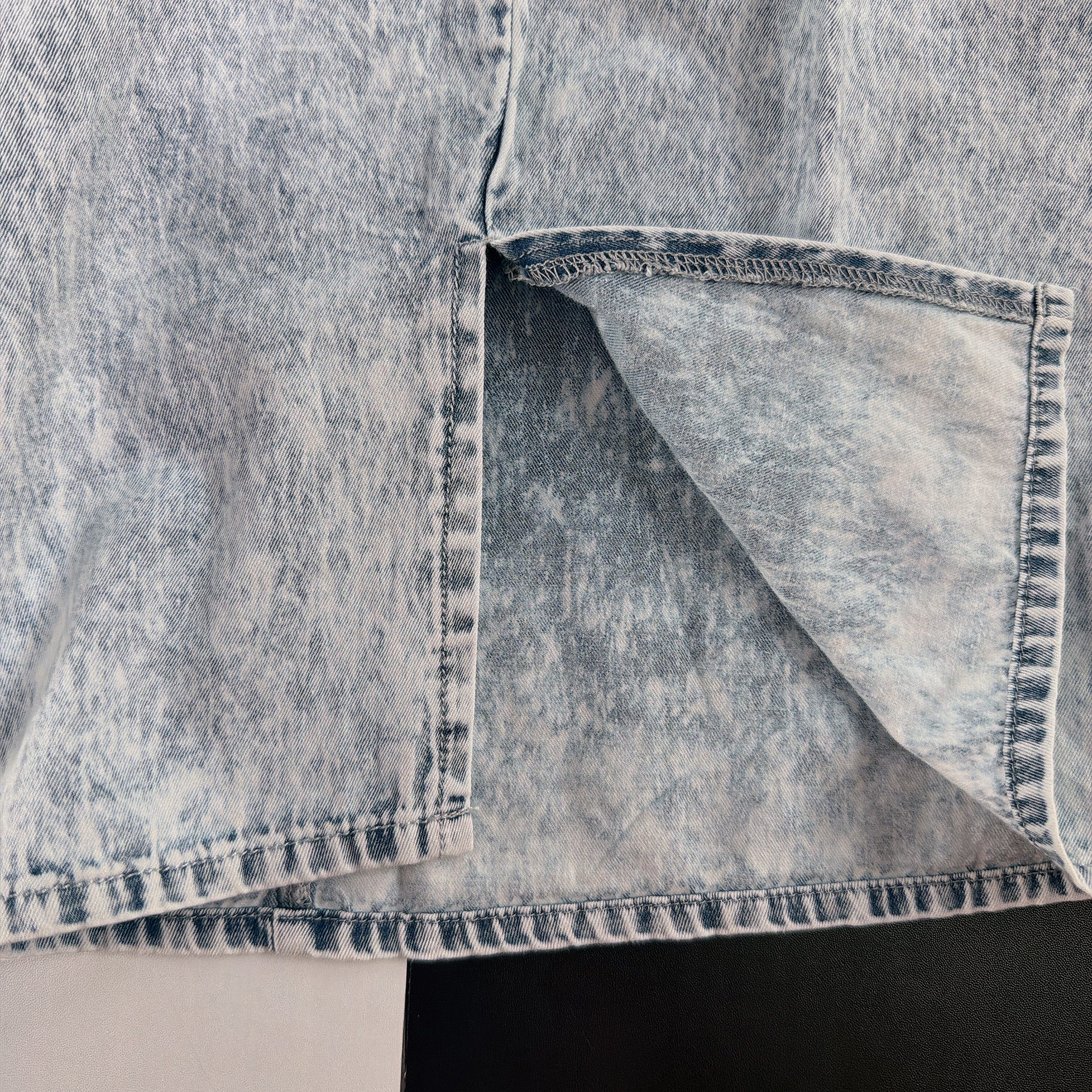 *Reservations with limit* Setup possible Lightweight denim chemical-treated 2-way pants Shipping scheduled for mid-June