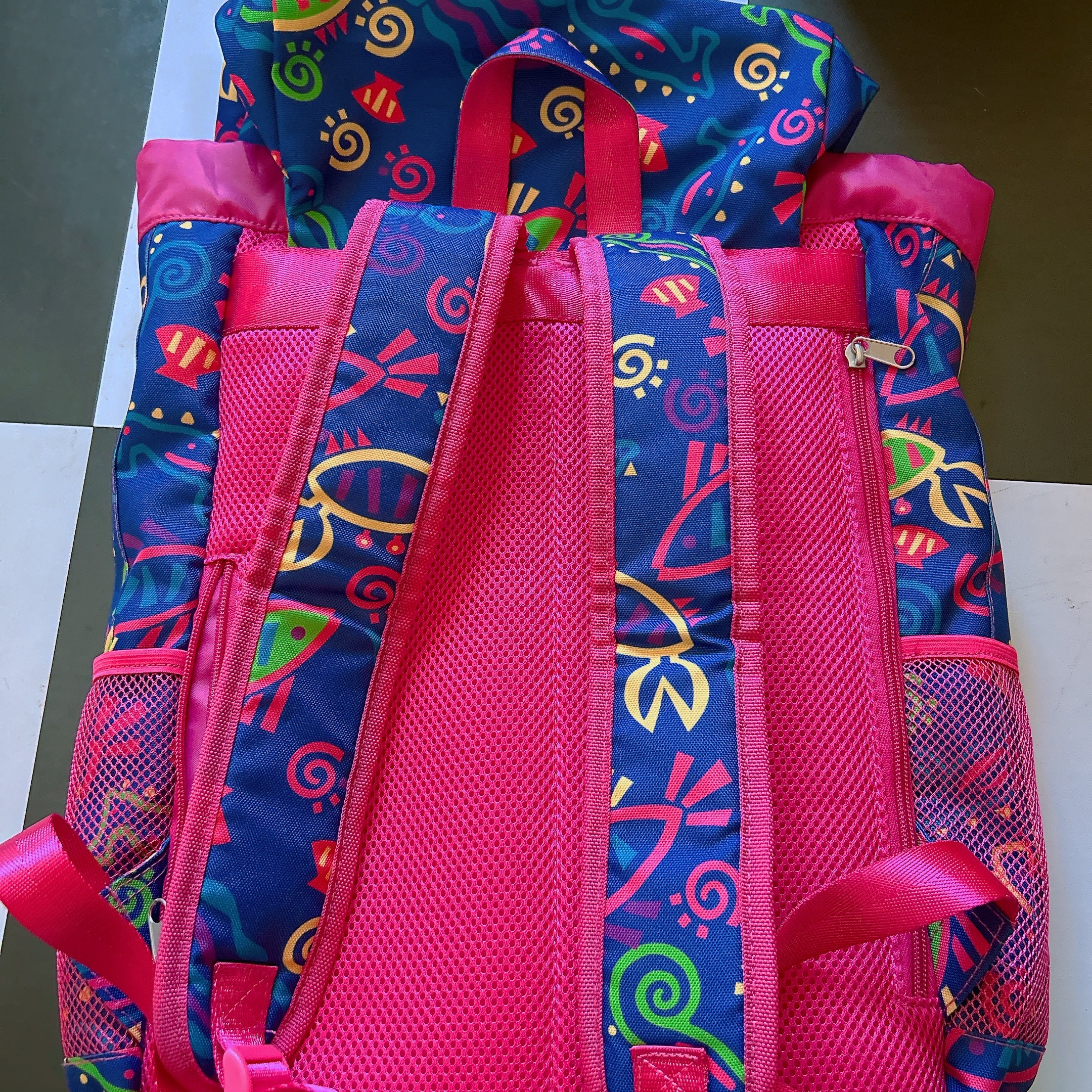 ※再生産予約※ NOSTALGICA 2種類 アリエルシリーズ総柄リュック 7月中の出荷予定